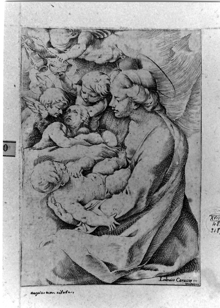 Madonna con Bambino e angeli (stampa smarginata) di Carracci Ludovico (sec. XVII)