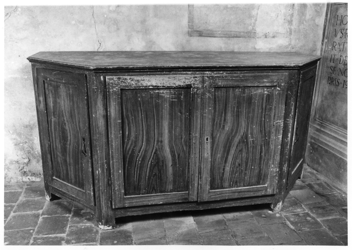 credenza - ambito veneto (primo quarto sec. XX)