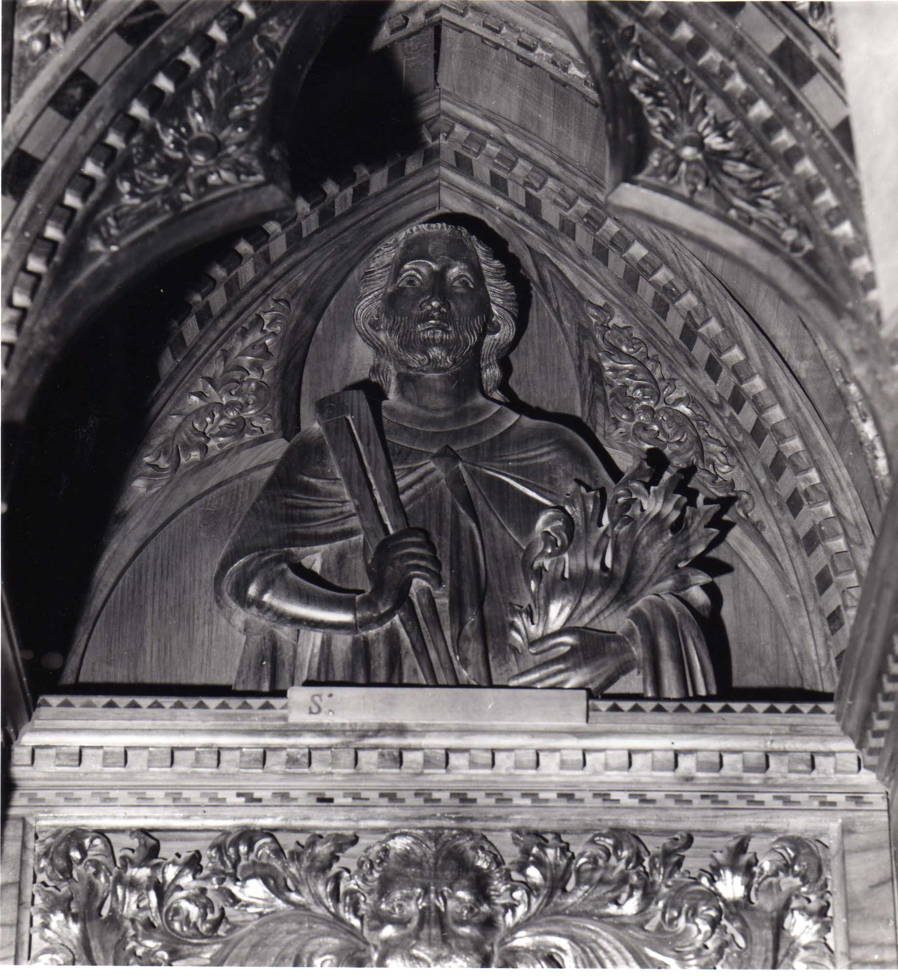 Santo (scultura - altorilievo, complesso decorativo) di Ludovico Mari (attribuito), Perali Carlo (e aiuti), Perali Nicola (e aiuti), Perali Giuseppe (e aiuti), Palmieri Costantino (e aiuti) (metà XIX)
