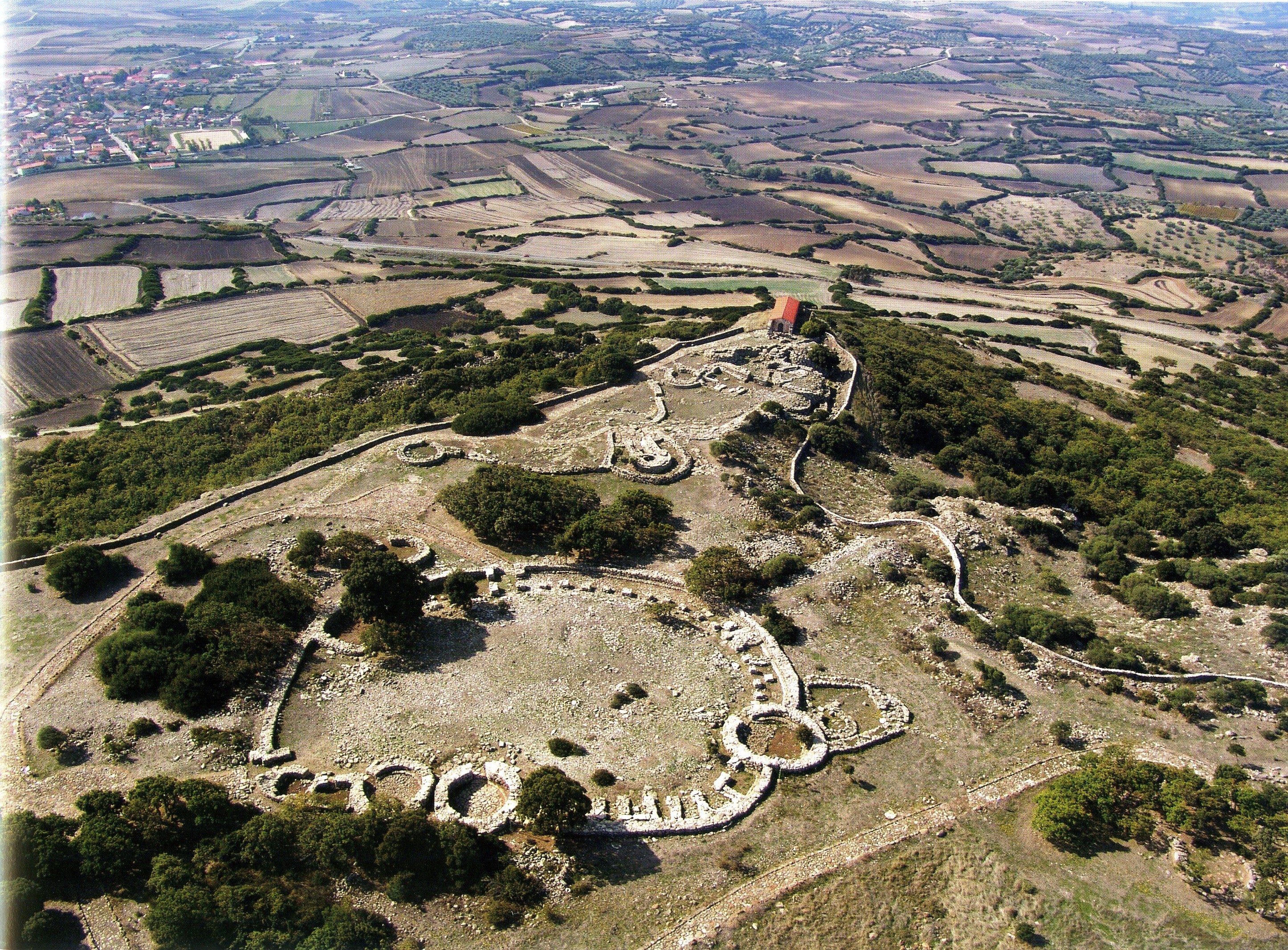 Santa Vittoria (strutture per il culto, santuario) - Serri (NU)  (Età antica del bronzo/ Alto Medioevo)