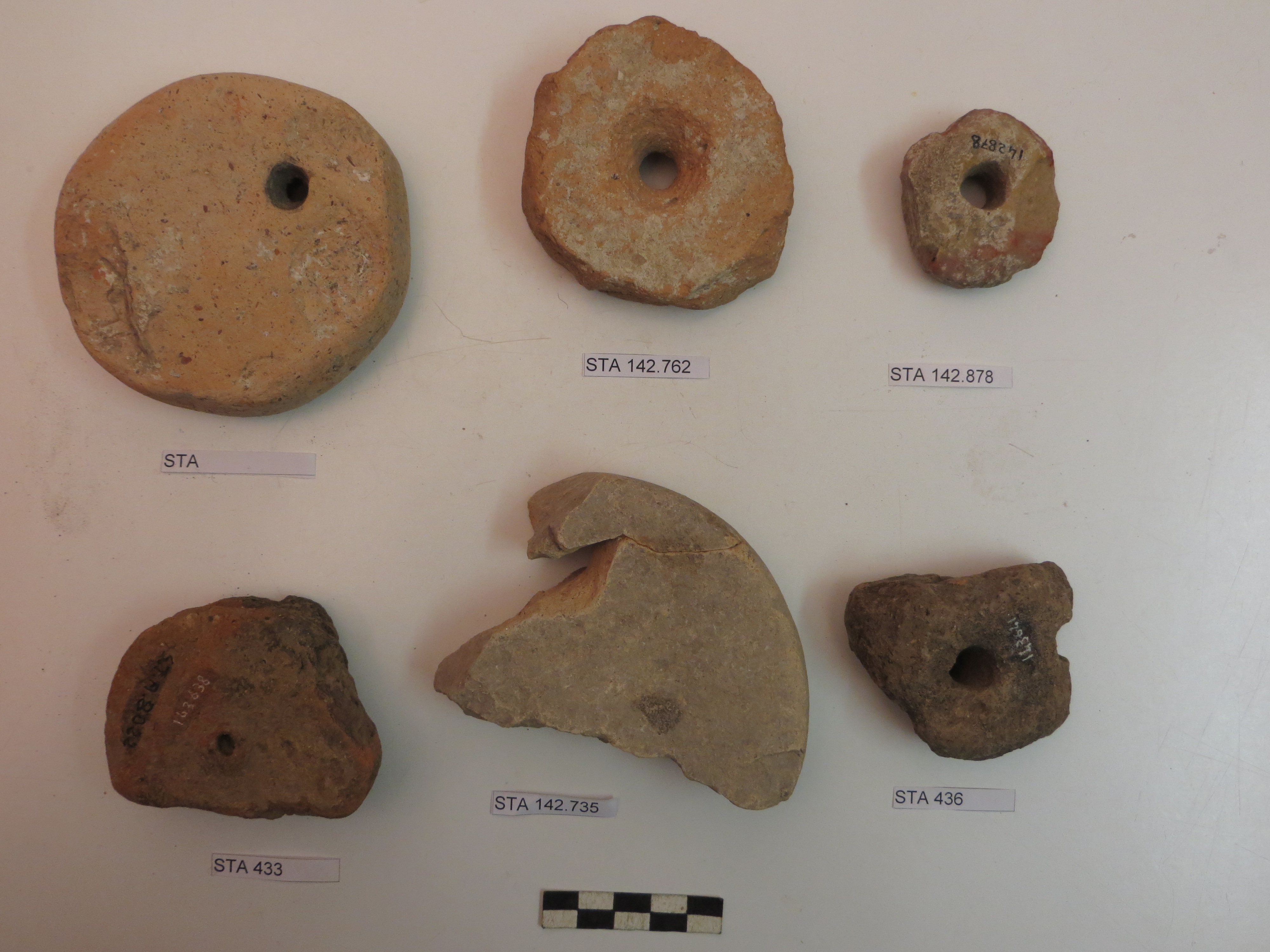 materiale proveniente da ricognizione (reperti fittili, ceramica, materiale lapideo) (Età del Bronzo-Età del Ferro)