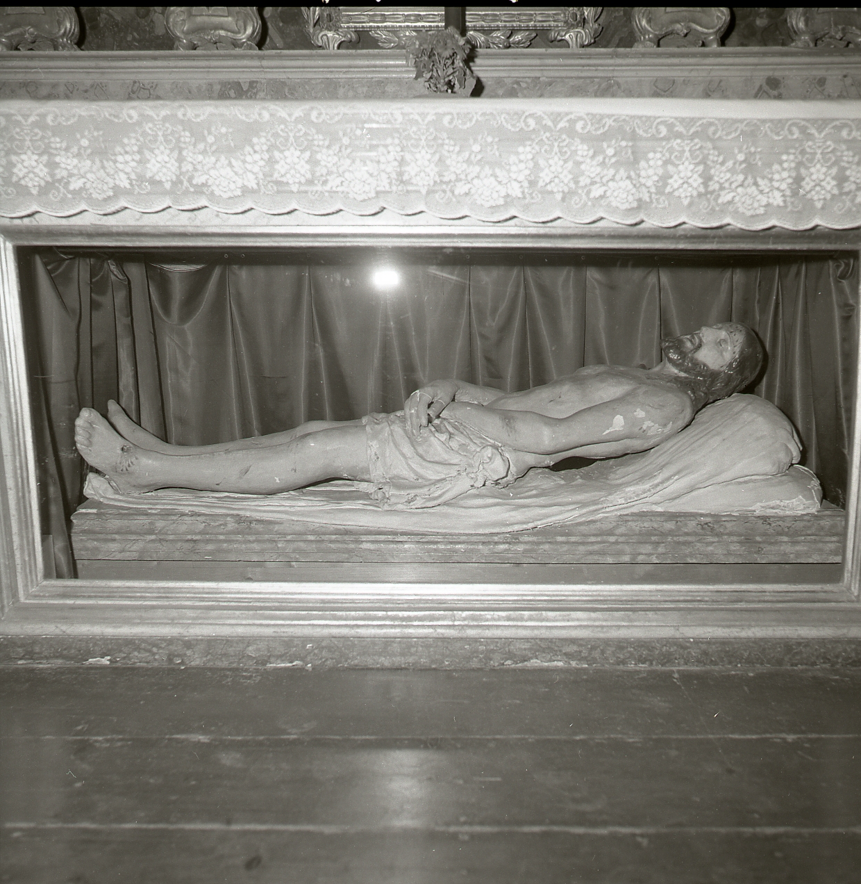 Cristo morto (statua) - bottega ferrarese (sec. XVIII)