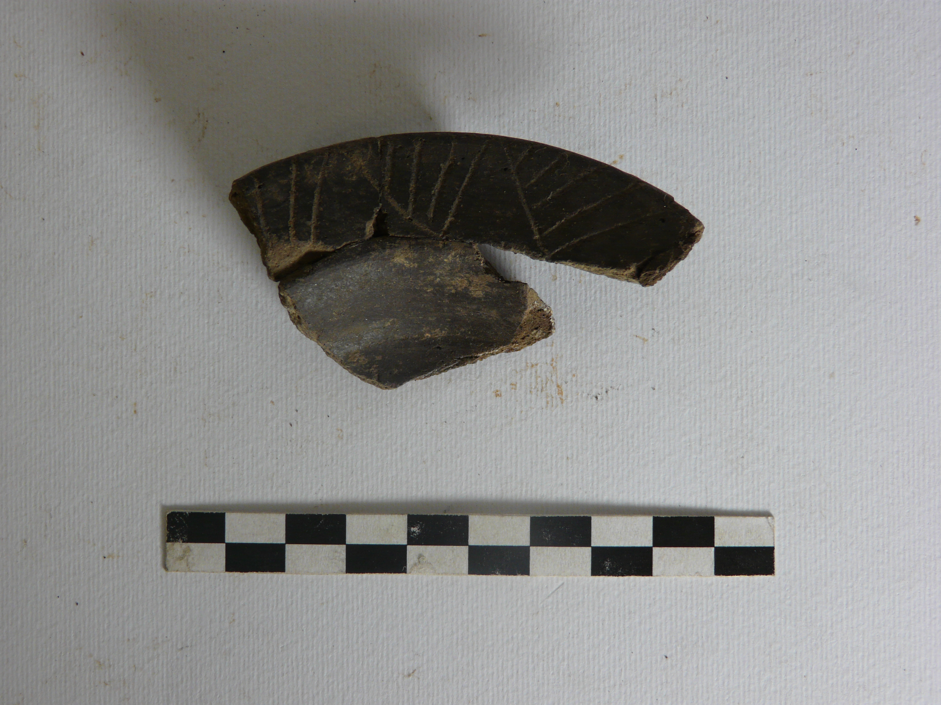 piattello carenato (fine VII a.C)