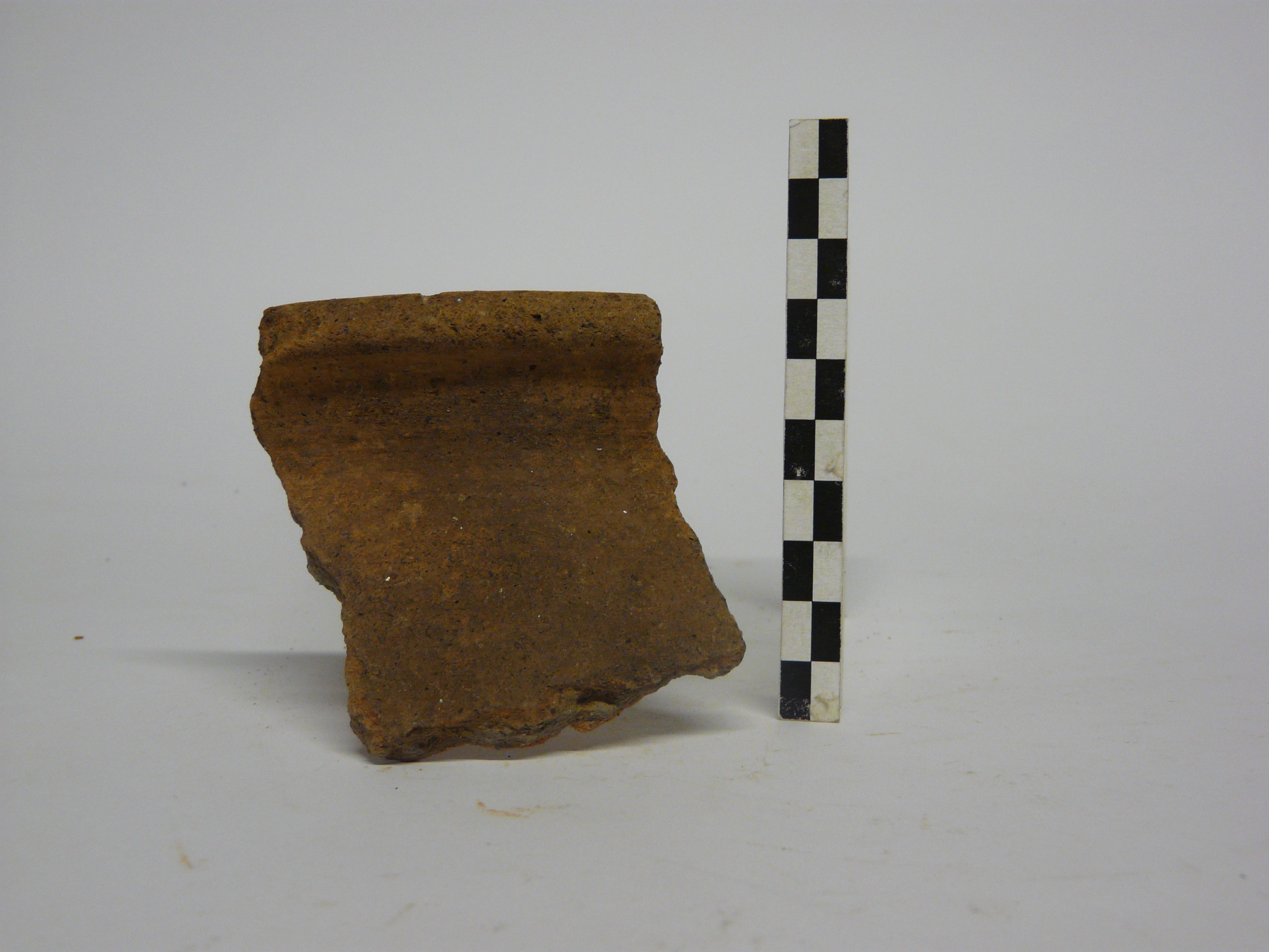 olla a corpo ovoide/ labbro (VI a.C)