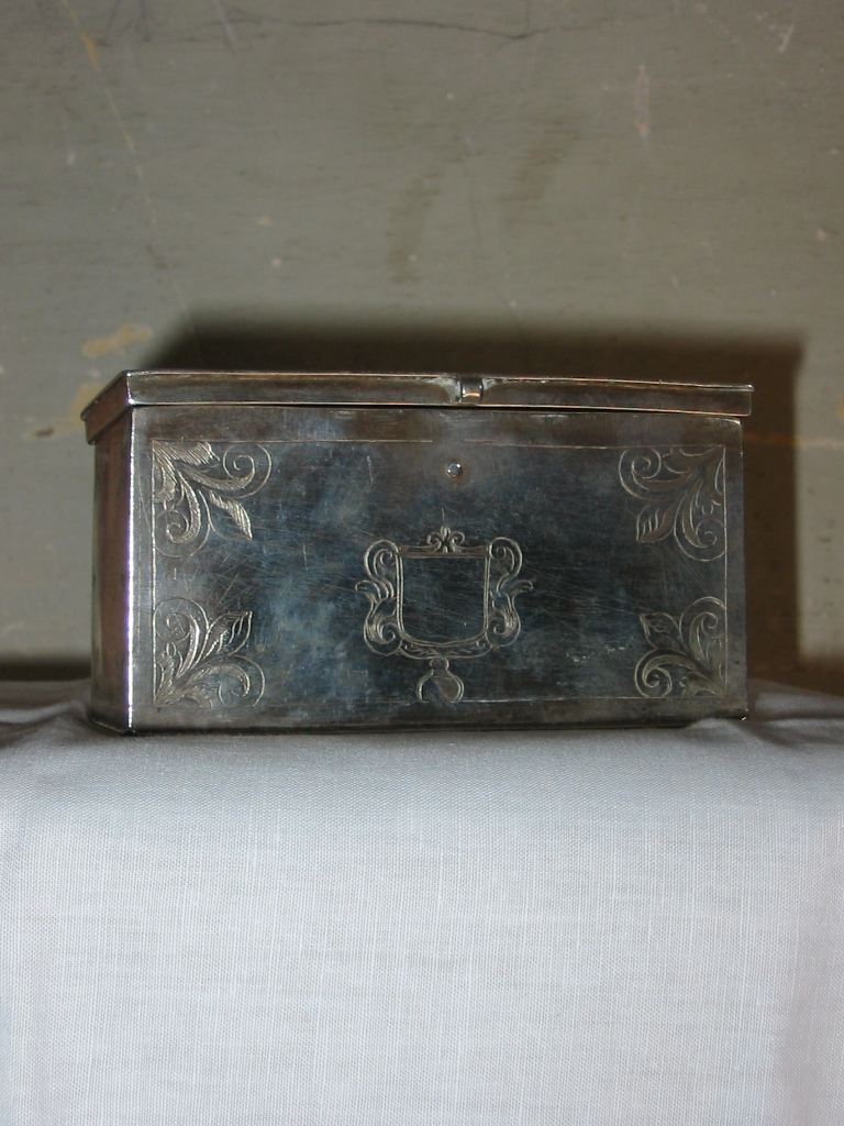 custodia di vasetti per oli santi - bottega sarda (sec. XVII)