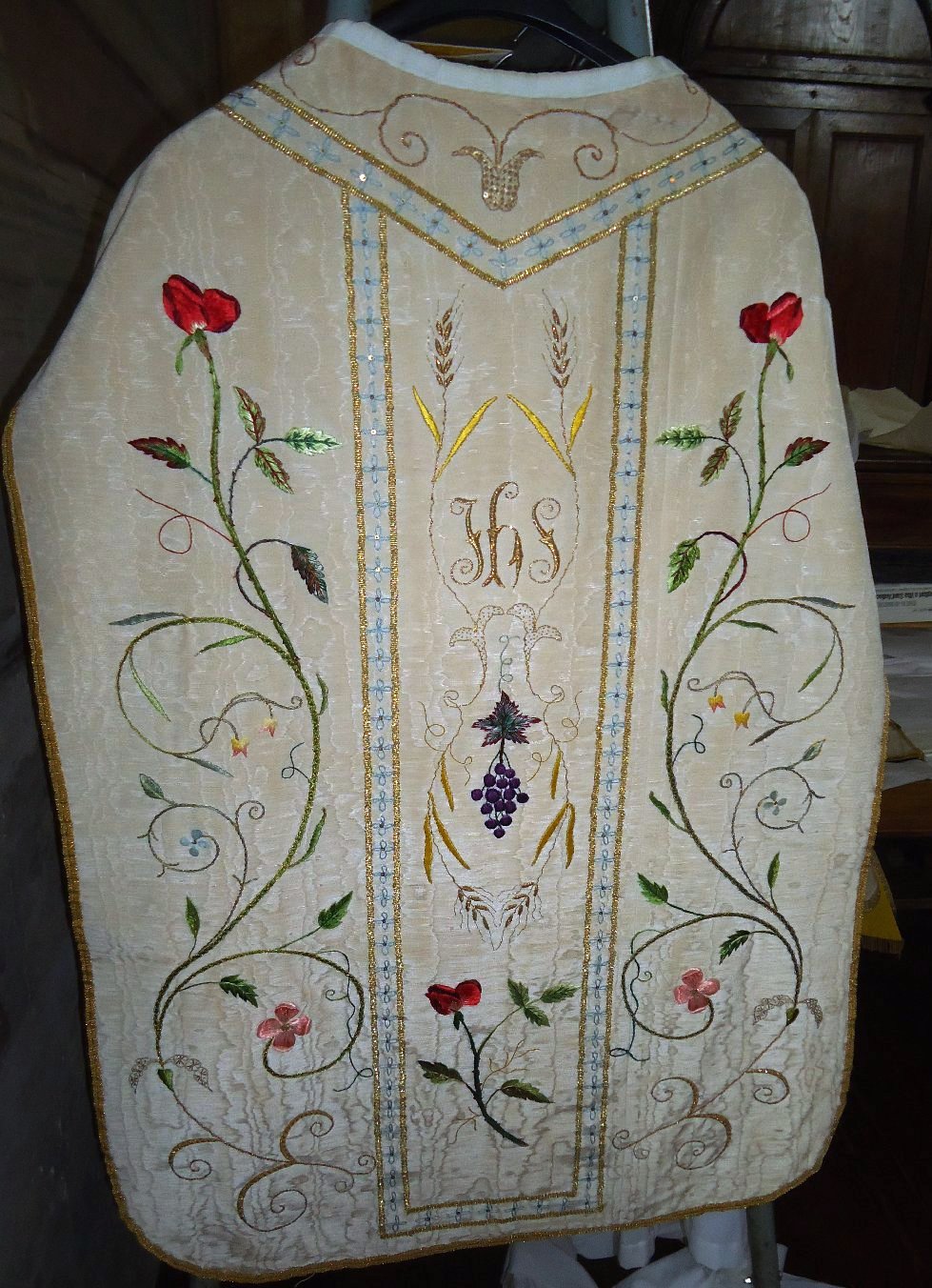 paramento liturgico, insieme - manifattura sarda (prima metà sec. XX)