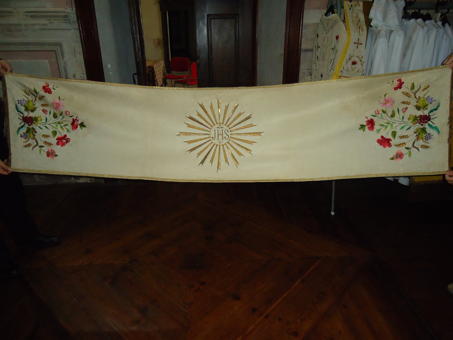 velo omerale per il SS. Sacramento - manifattura sarda (prima metà sec. XX)