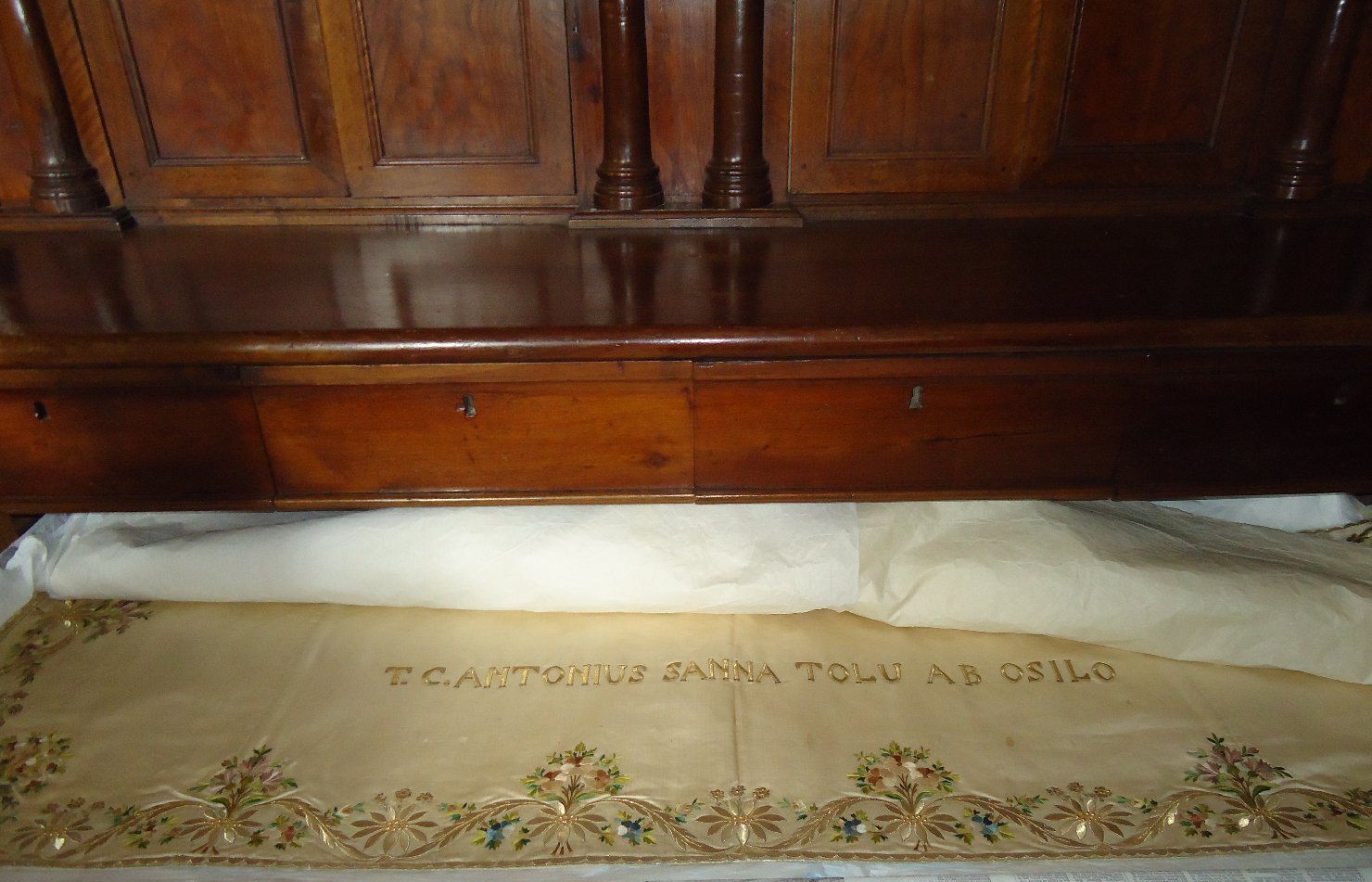 addobbo di immagine sacra, insieme - manifattura sarda (sec. XIX)