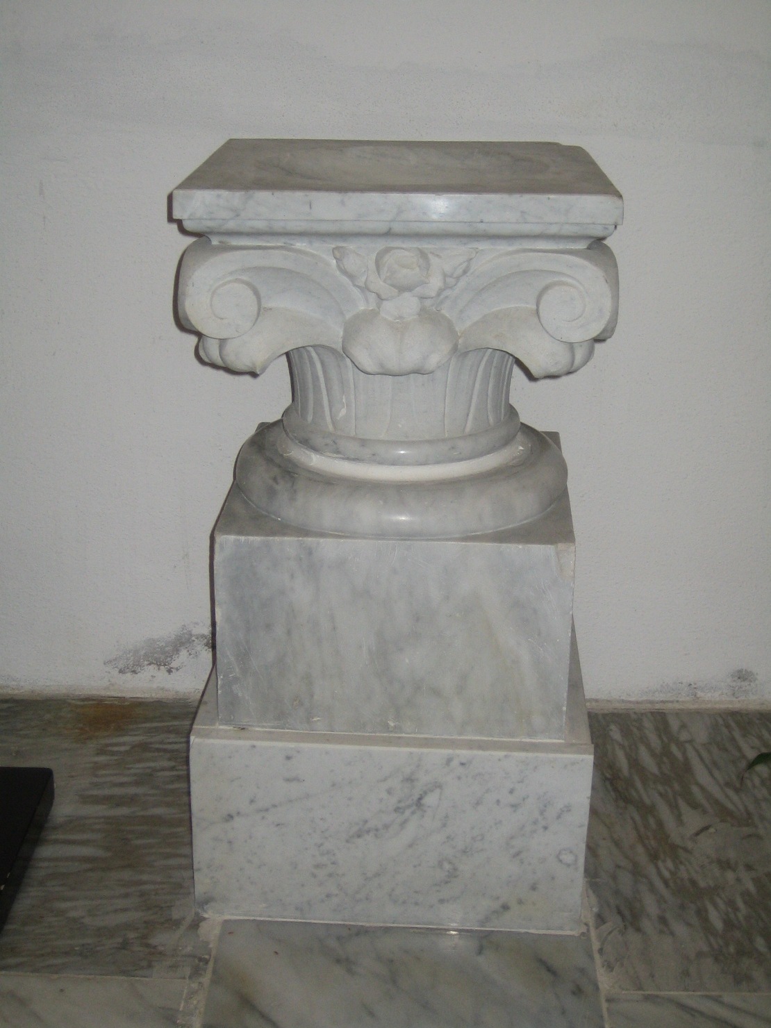 fonte battesimale - bottega italiana (primo quarto sec. XX)