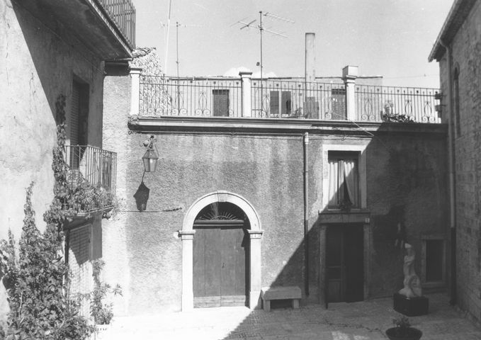 Palazzo Grandillo (palazzo, plurifamiliare) - Oratino (CB) 