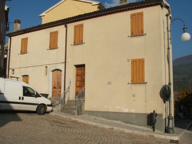 Case Perella (case, a schiera) - Castel del Giudice (IS) 