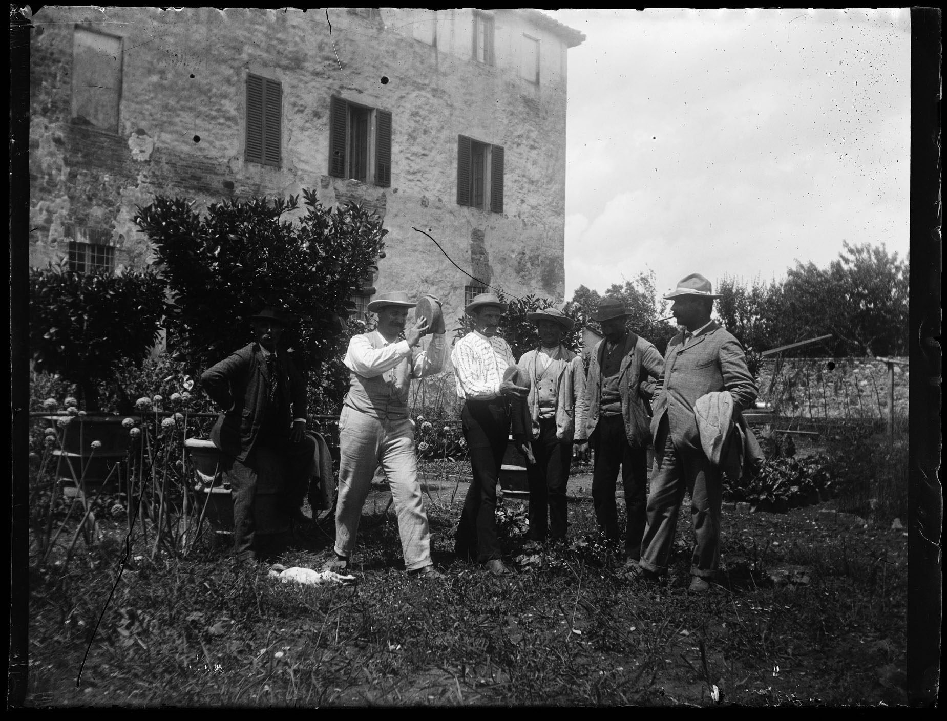 L1701 (negativo) di studio di vetrate artistiche Moretti-Caselli (fine/ inizio XX/ XXI)