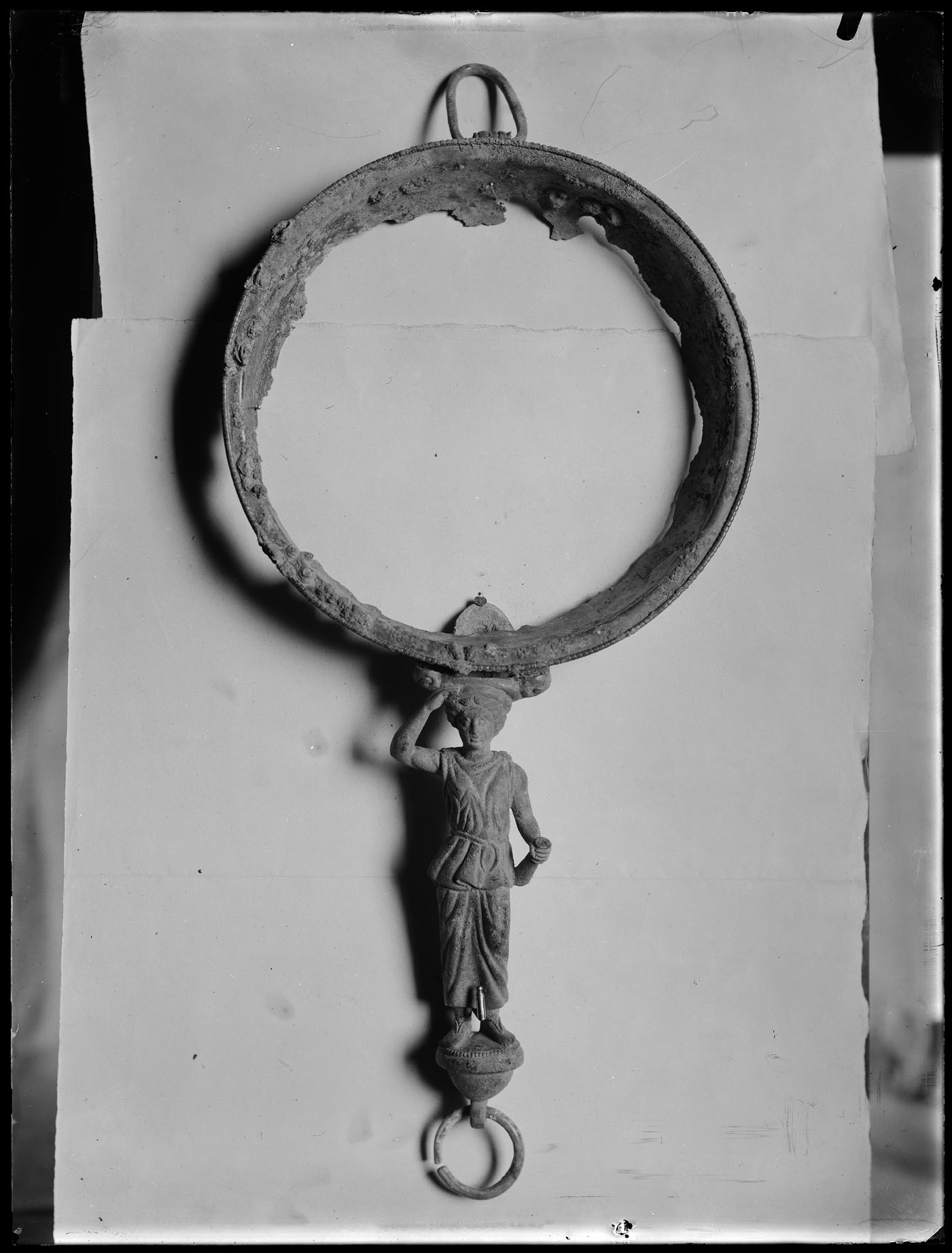 L1585 (negativo) di studio di vetrate artistiche Moretti-Caselli (fine/ inizio XX/ XXI)