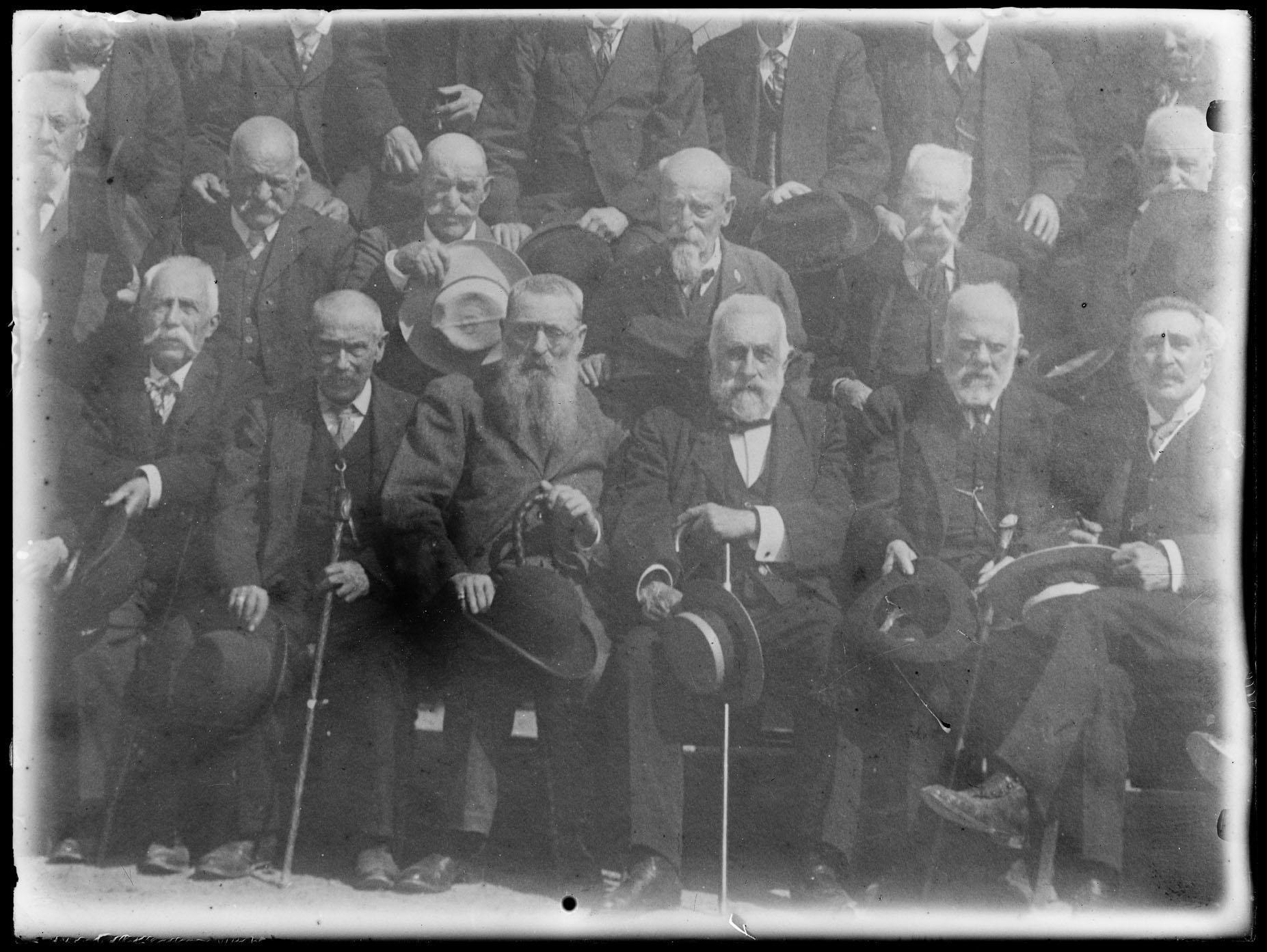 L1734 (negativo) di studio di vetrate artistiche Moretti-Caselli (fine/ inizio XX/ XXI)