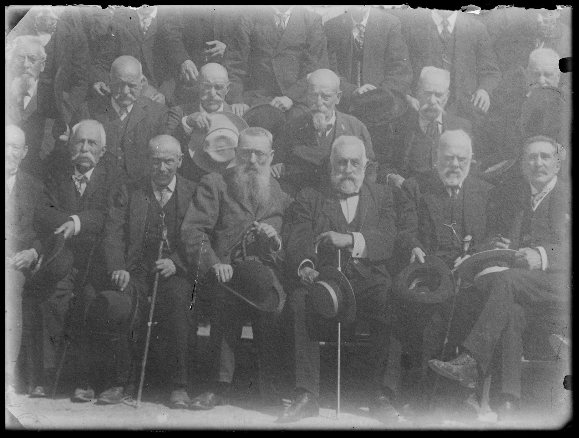 L1735 (negativo) di studio di vetrate artistiche Moretti-Caselli (fine/ inizio XX/ XXI)