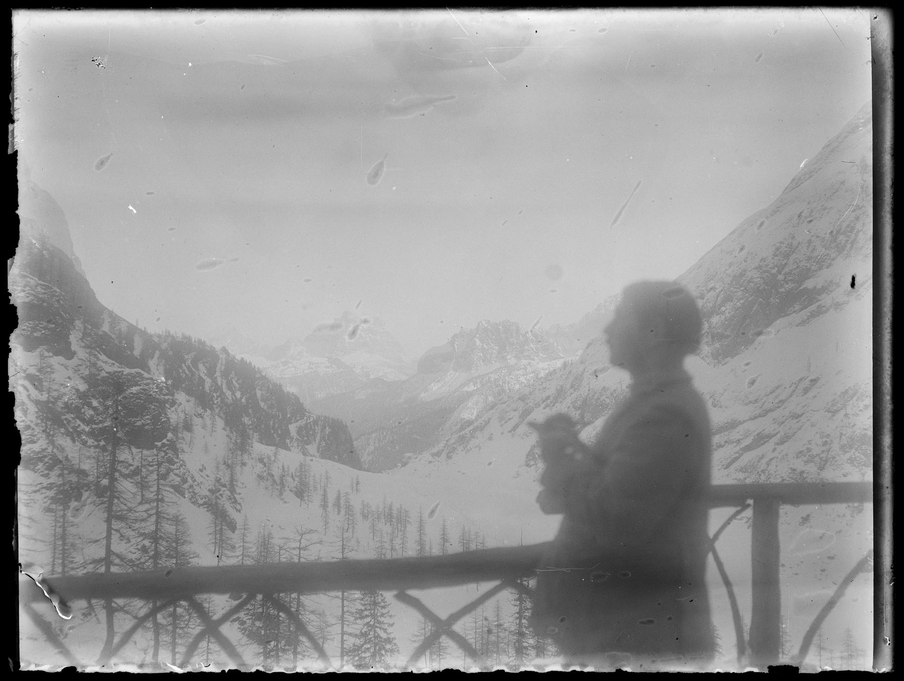 L1831 (negativo) di studio di vetrate artistiche Moretti-Caselli (fine/ inizio XX/ XXI)