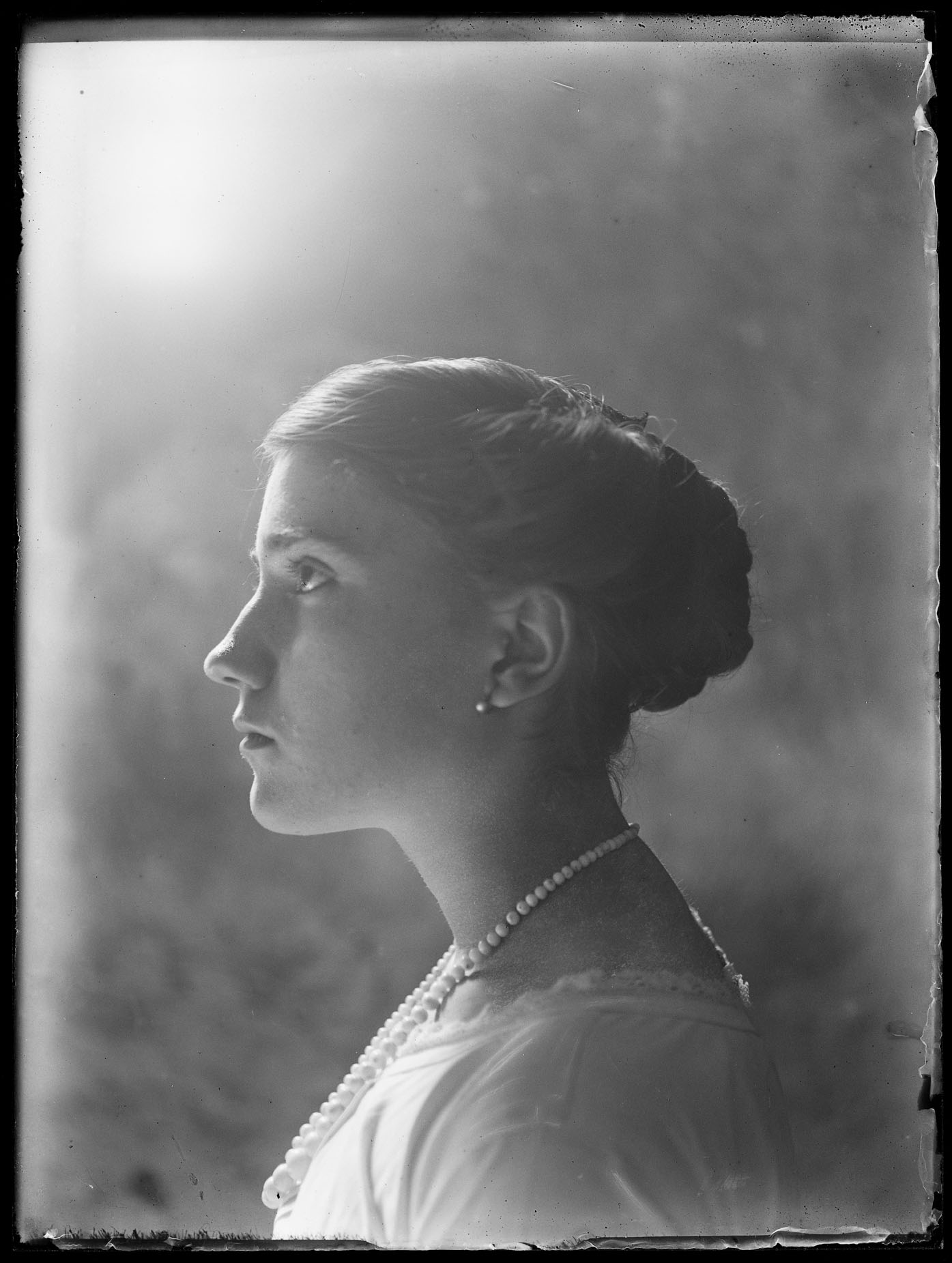 L1972 (negativo) di studio di vetrate artistiche Moretti-Caselli (fine/ inizio XX/ XXI)