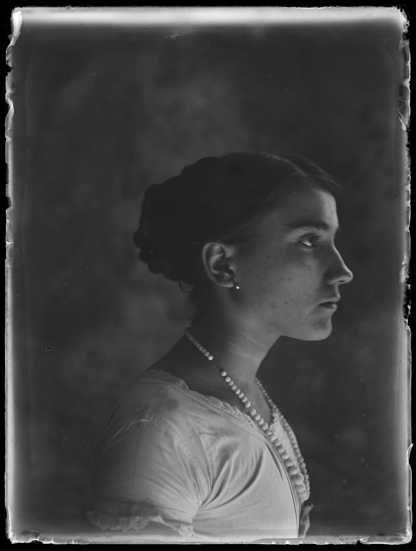 L1973 (negativo) di studio di vetrate artistiche Moretti-Caselli (fine/ inizio XX/ XXI)