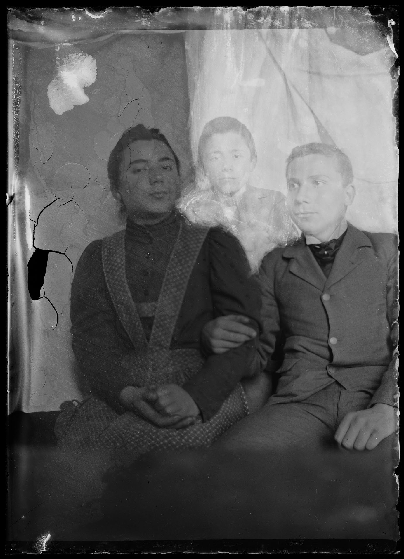 L2089 (negativo) di studio di vetrate artistiche Moretti-Caselli (fine/ inizio XX/ XXI)