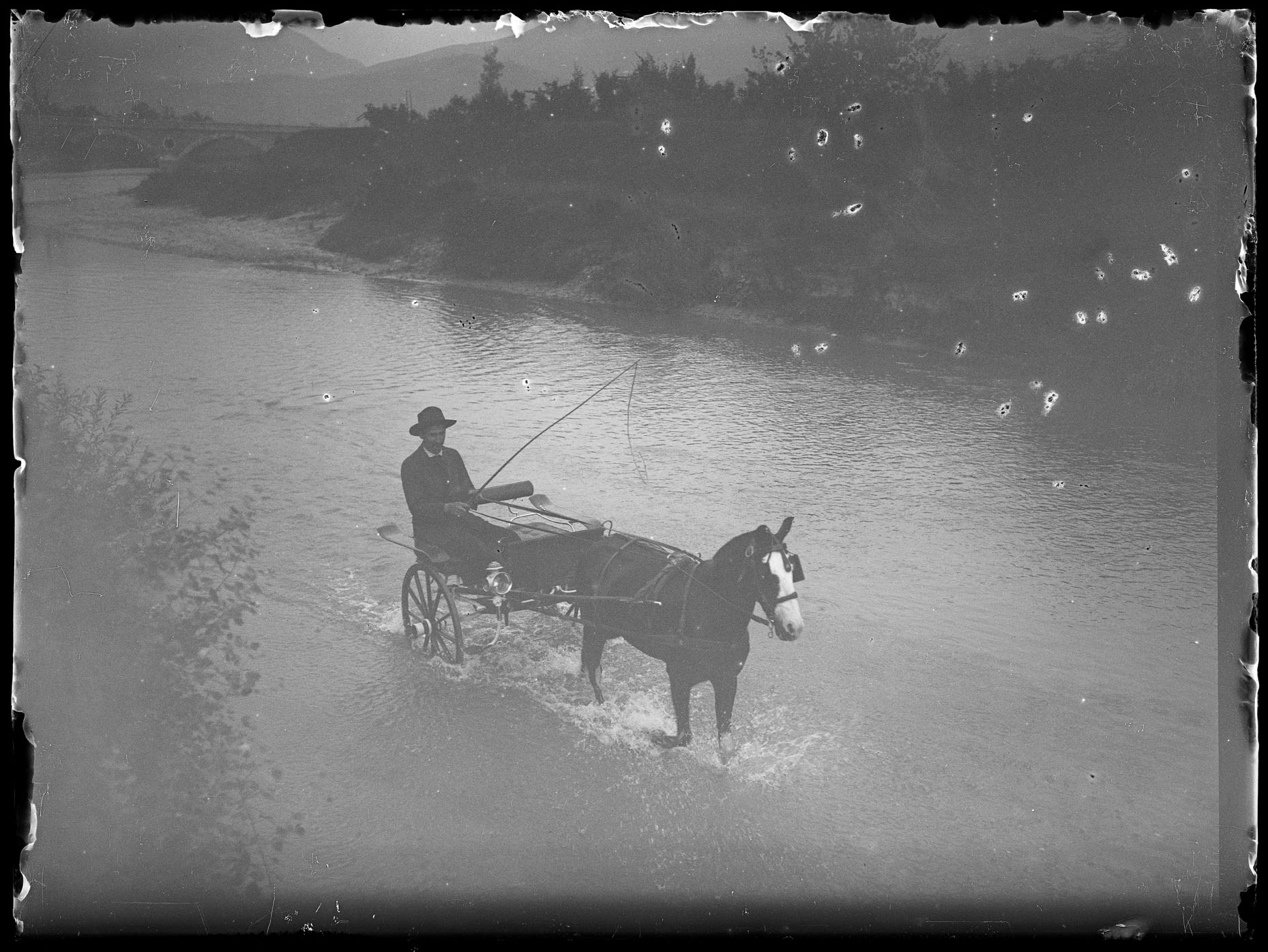 L1949 (negativo) di studio di vetrate artistiche Moretti-Caselli (fine/ inizio XX/ XXI)