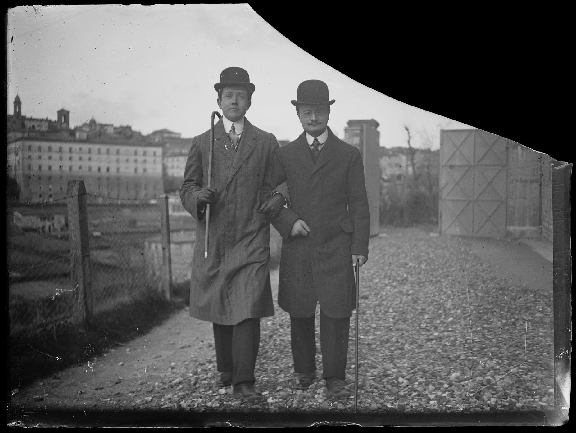 L1958 (negativo) di studio di vetrate artistiche Moretti-Caselli (fine/ inizio XX/ XXI)