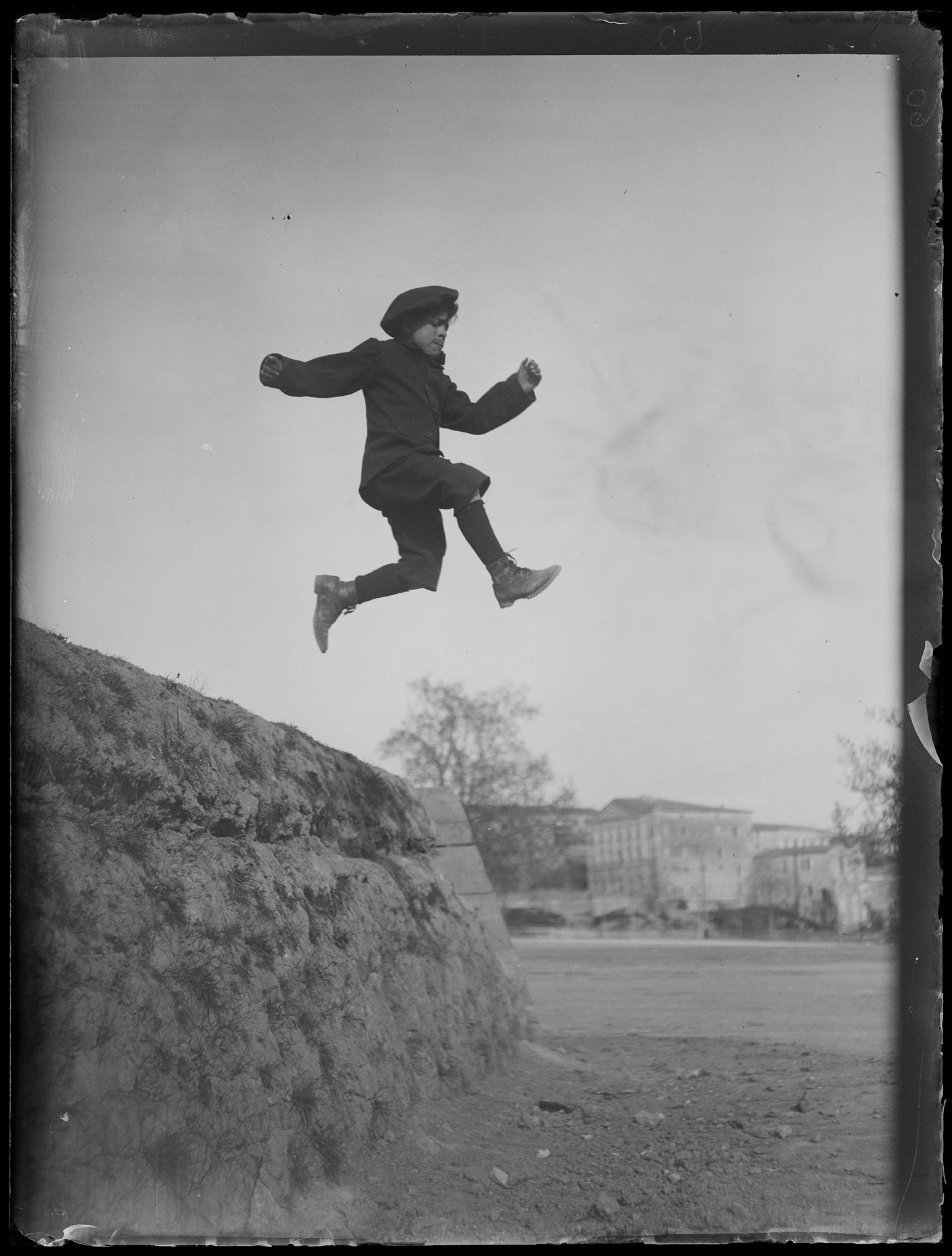 L2024 (negativo) di studio di vetrate artistiche Moretti-Caselli (fine/ inizio XX/ XXI)