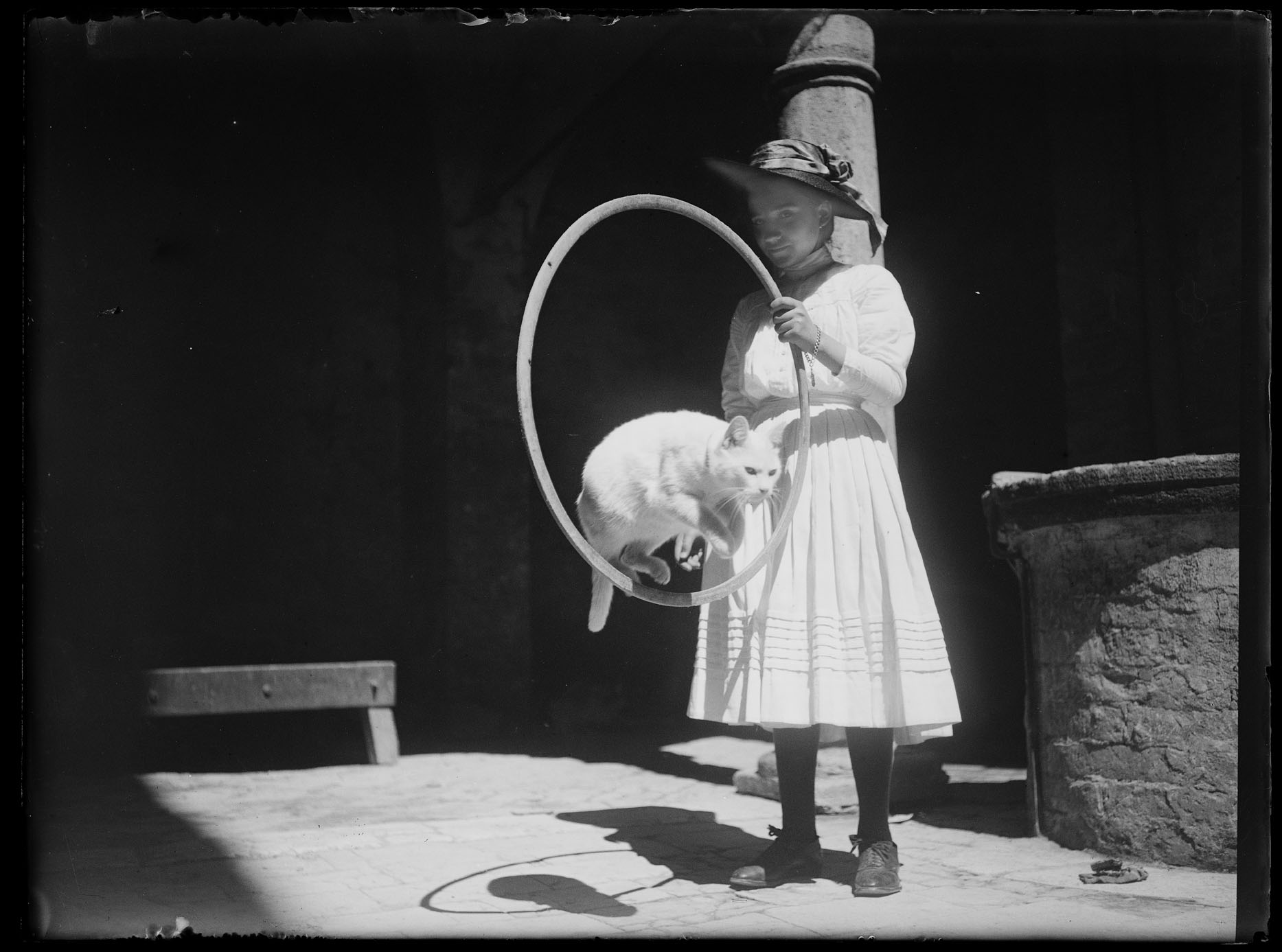 L1937 (negativo) di studio di vetrate artistiche Moretti-Caselli (fine/ inizio XX/ XXI)