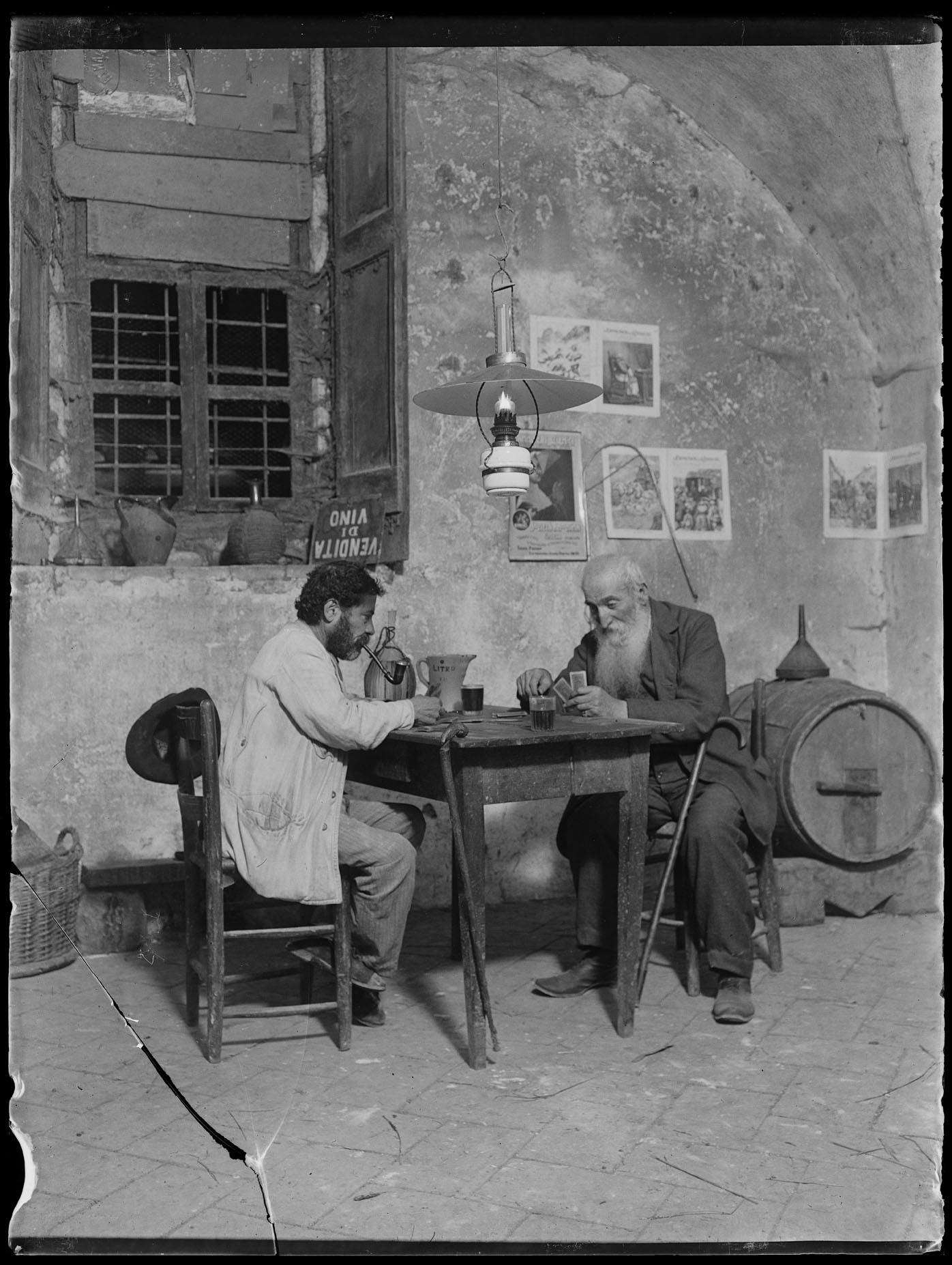 L1919 (negativo) di studio di vetrate artistiche Moretti-Caselli (fine/ inizio XX/ XXI)