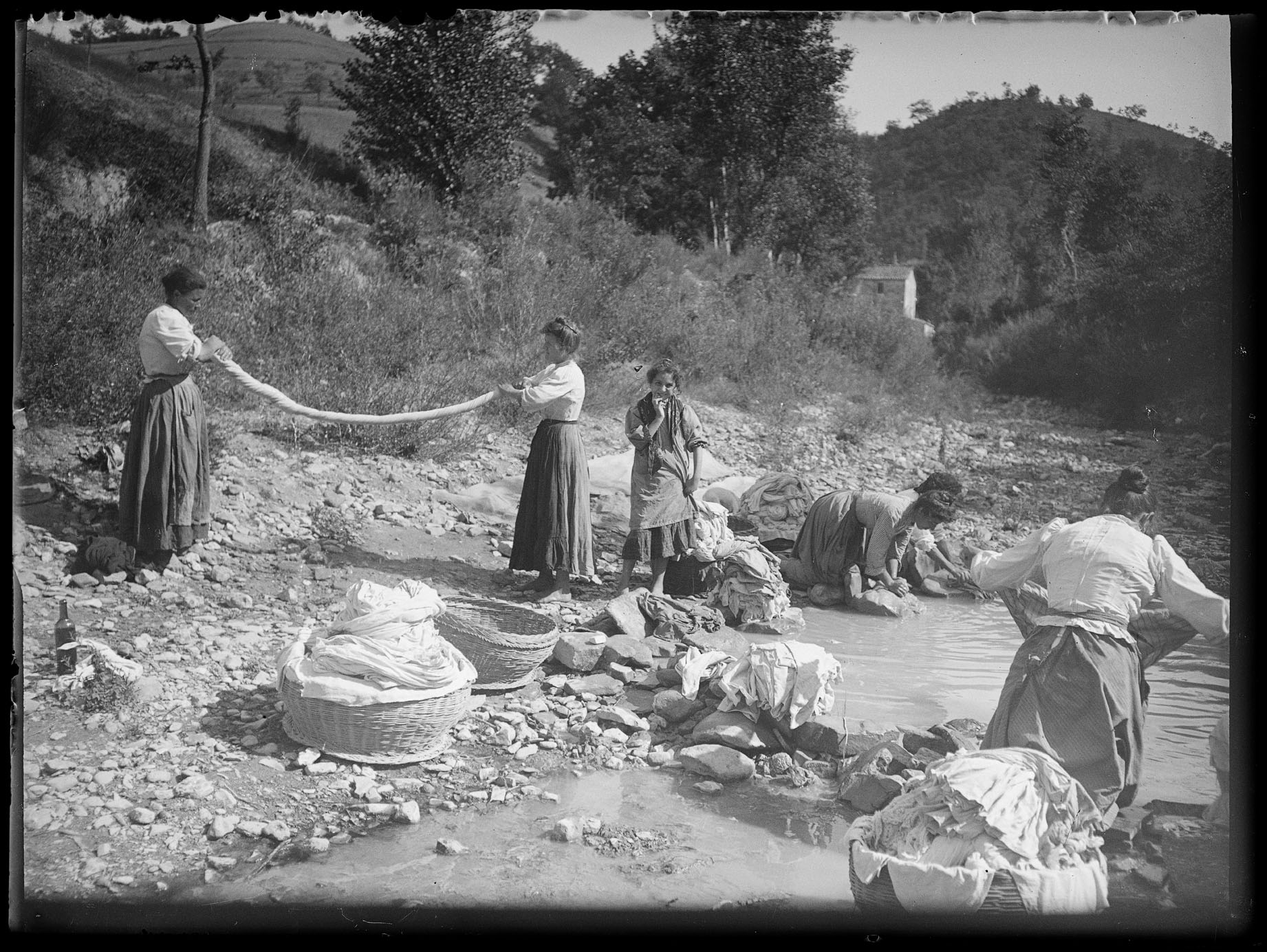 L2015 (negativo) di studio di vetrate artistiche Moretti-Caselli (fine/ inizio XX/ XXI)