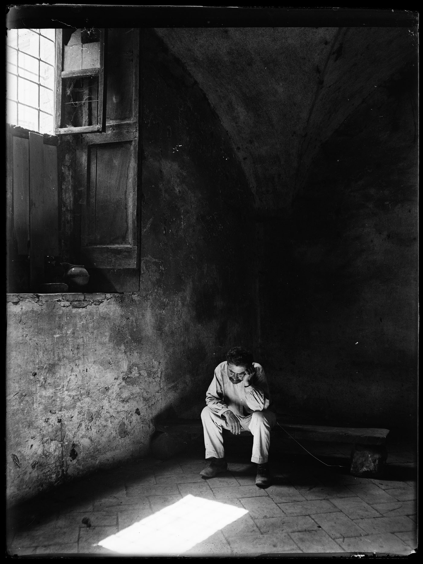 L2034 (negativo) di studio di vetrate artistiche Moretti-Caselli (fine/ inizio XX/ XXI)