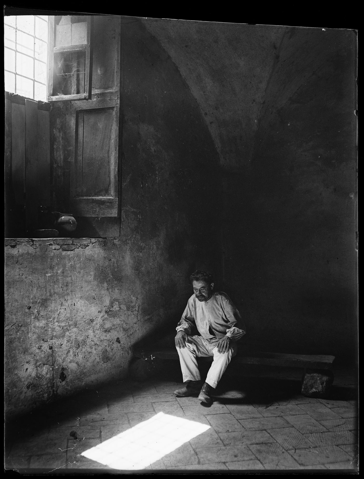 L2032 (negativo) di studio di vetrate artistiche Moretti-Caselli (fine/ inizio XX/ XXI)