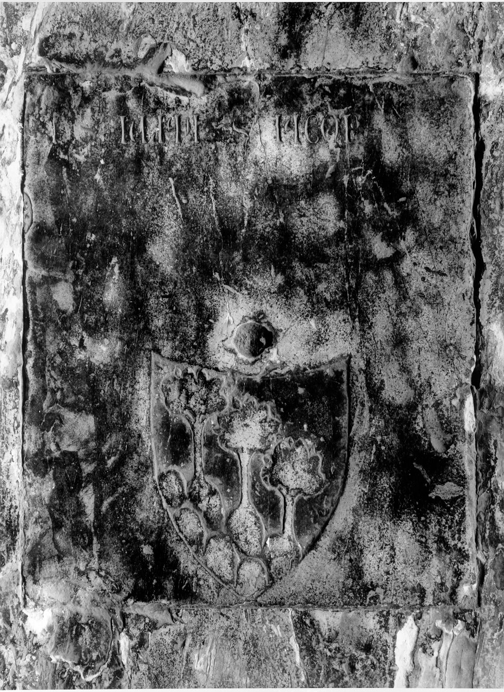 Giuliano di Giacomo (lastra tombale) - bottega pisana (fine sec. XIV)
