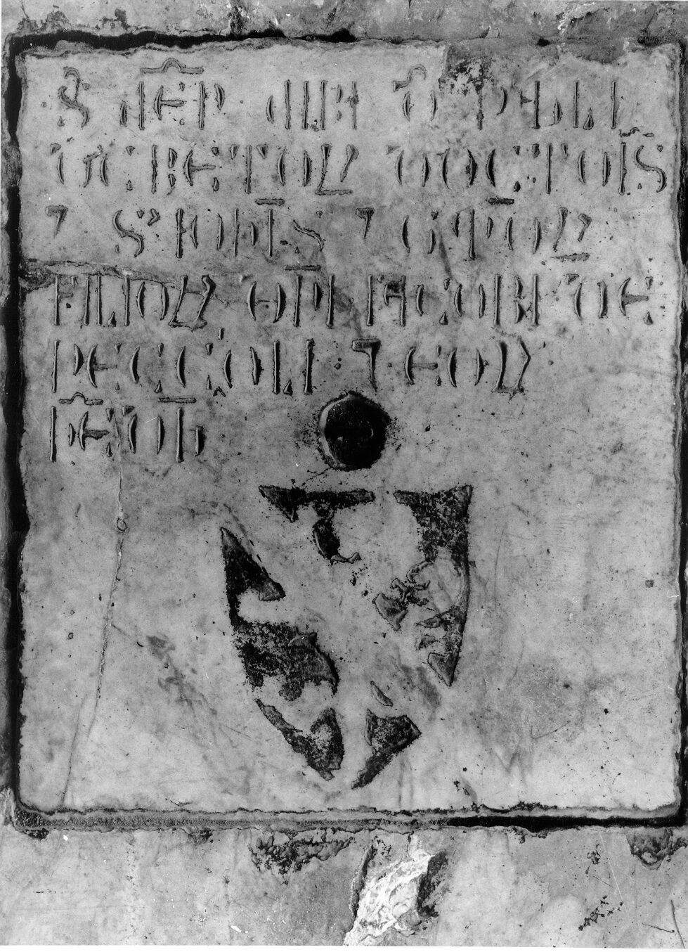 Paolo e Giovanni di Giacomo da Peccioli (lastra tombale) - bottega pisana (ultimo quarto sec. XIV)