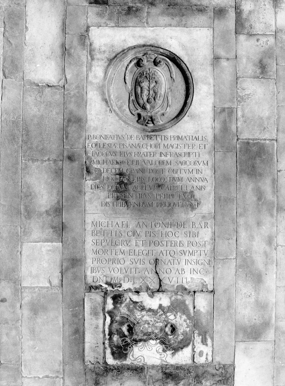 Bonifacio, Jacopo e di Michele Barbetti (lastra tombale) - bottega pisana (sec. XVI)