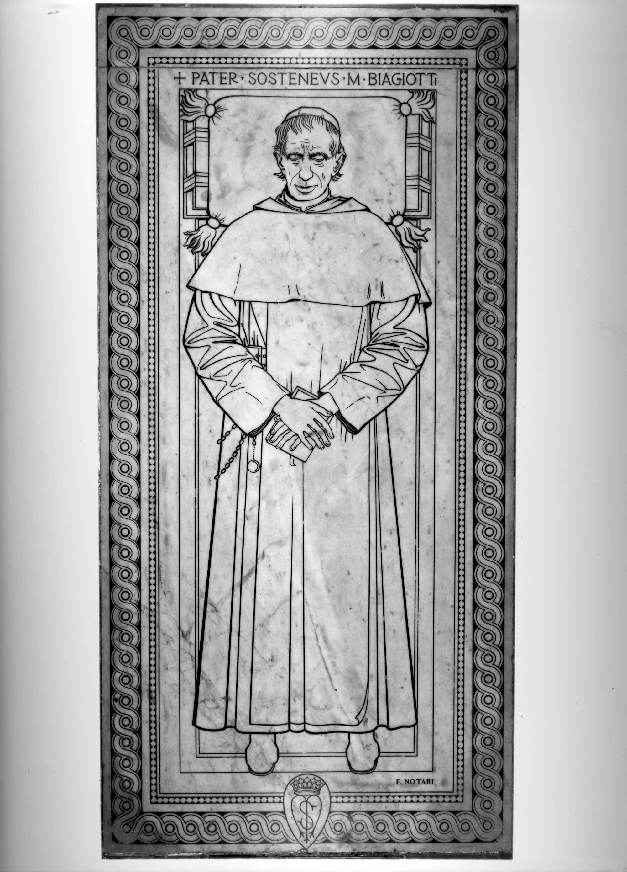 ritratto di ecclesiastico (lastra tombale) - ambito senese (sec. XX)