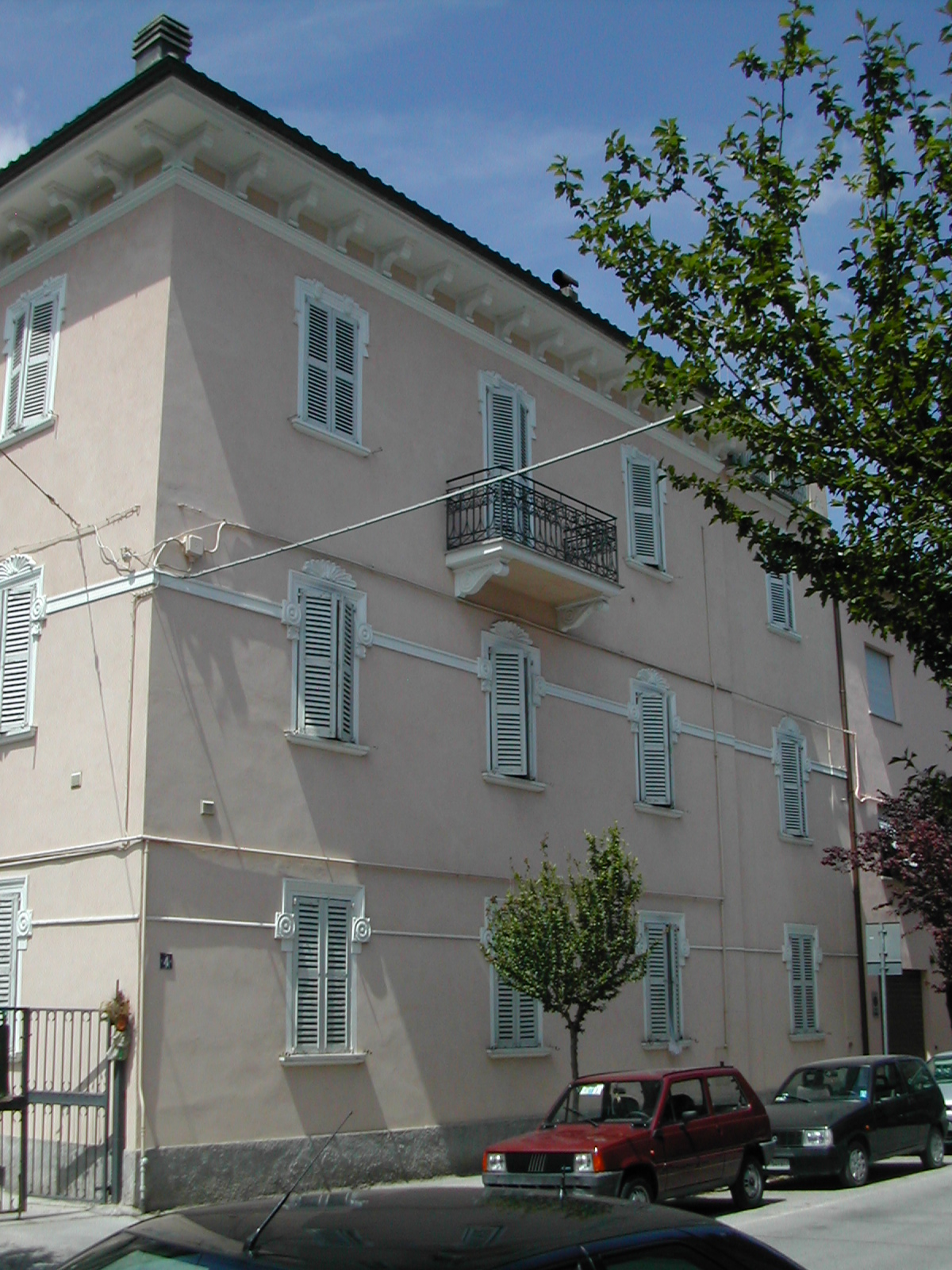 Palazzina di appartamenti (palazzina, di appartamenti) - Fabriano (AN) 