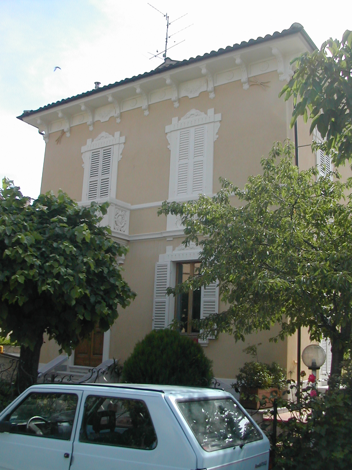 Villino monofamiliare (villino monofamiliare) - Fabriano (AN) 