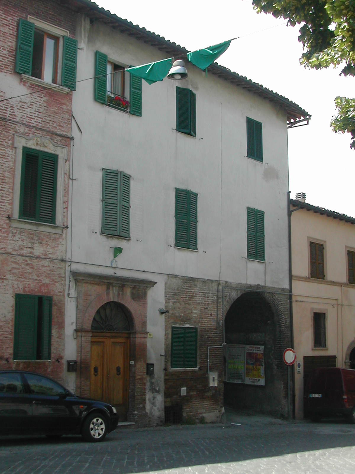 Palazzo con volto (palazzo con volto) - Fabriano (AN) 