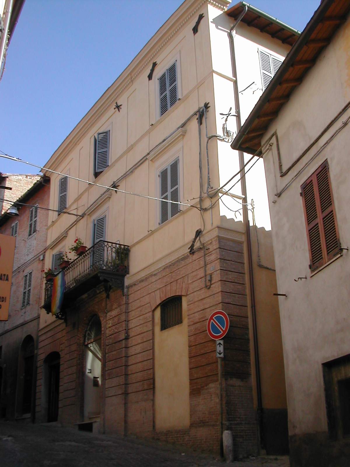 Palazzo in Via D. Chiesa, 20 (palazzo, di appartamenti) - Fabriano (AN) 