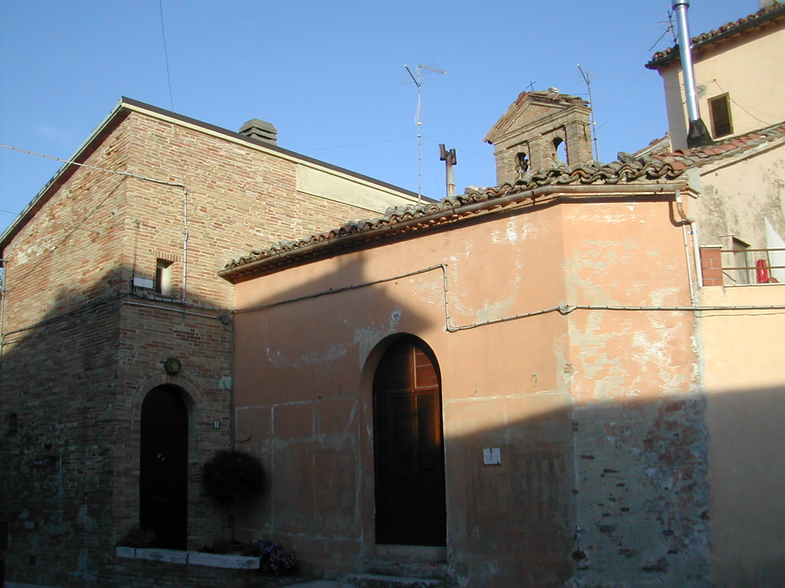 Chiesa della Madonna della Fraternità (chiesa) - Fabriano (AN) 