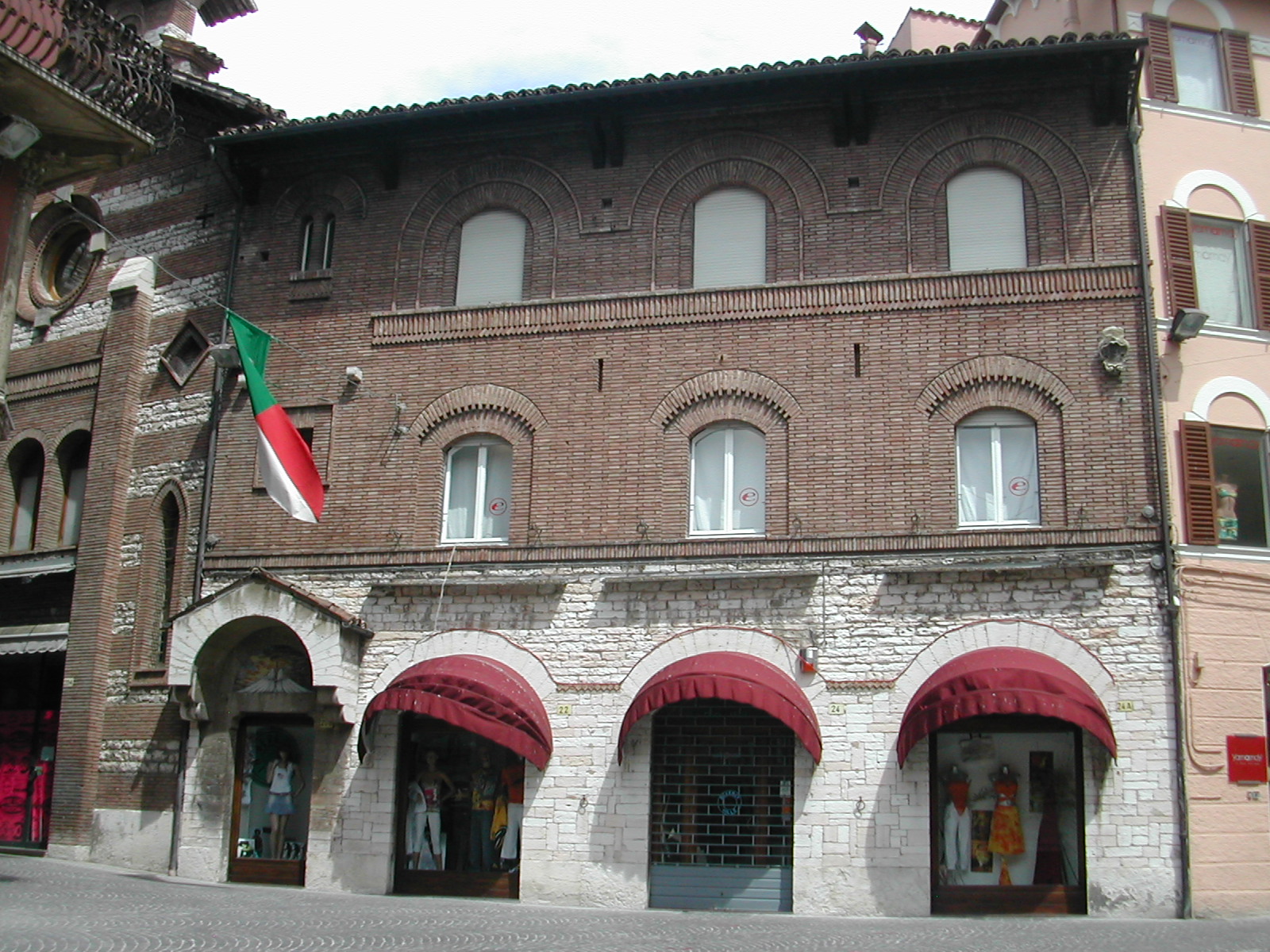 Palazzo della Misericordia (palazzo, di appartamenti) - Fabriano (AN) 