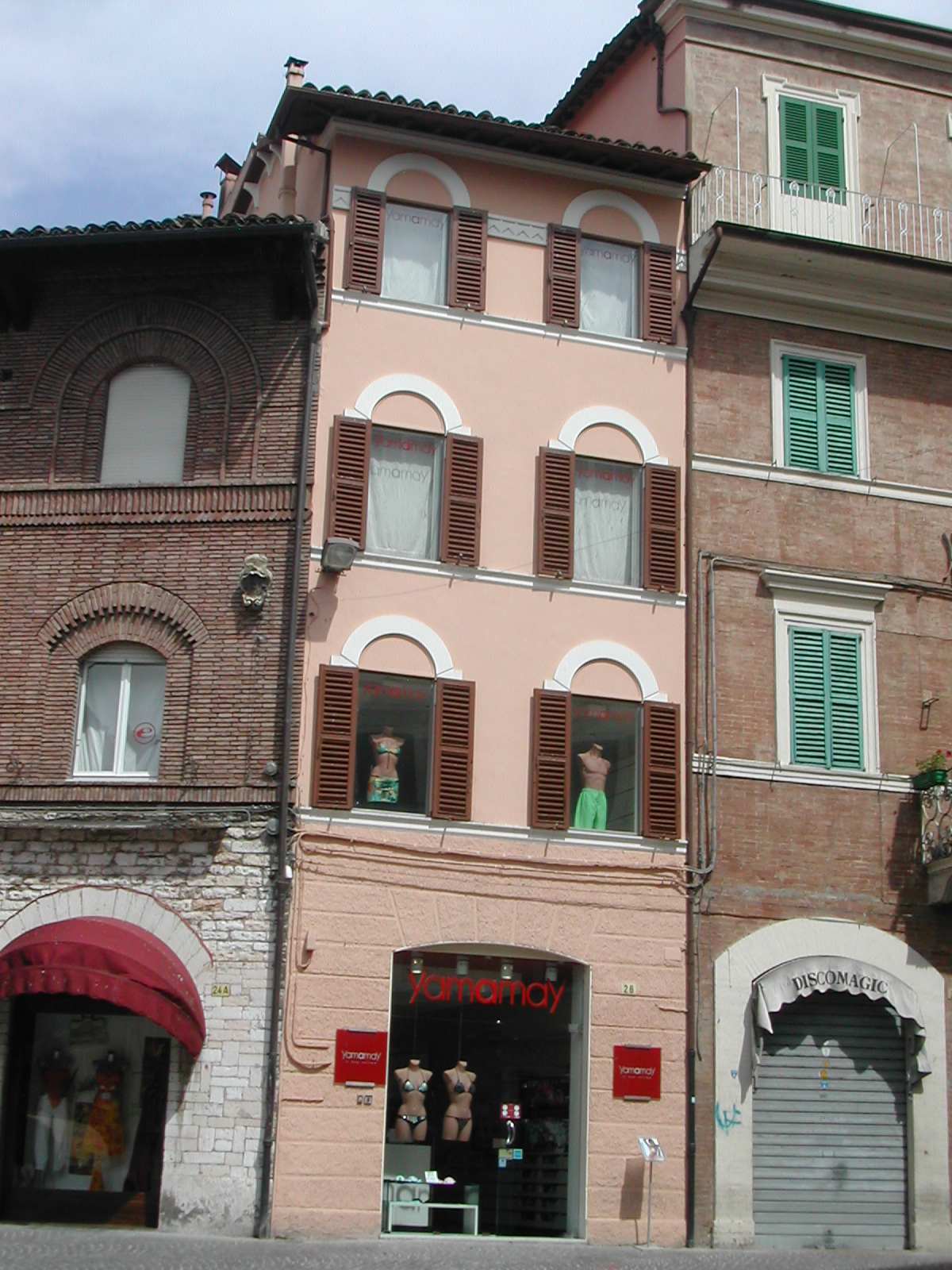 Palazzo in C.so della Repubblica, 26 (palazzo, di appartamenti) - Fabriano (AN) 