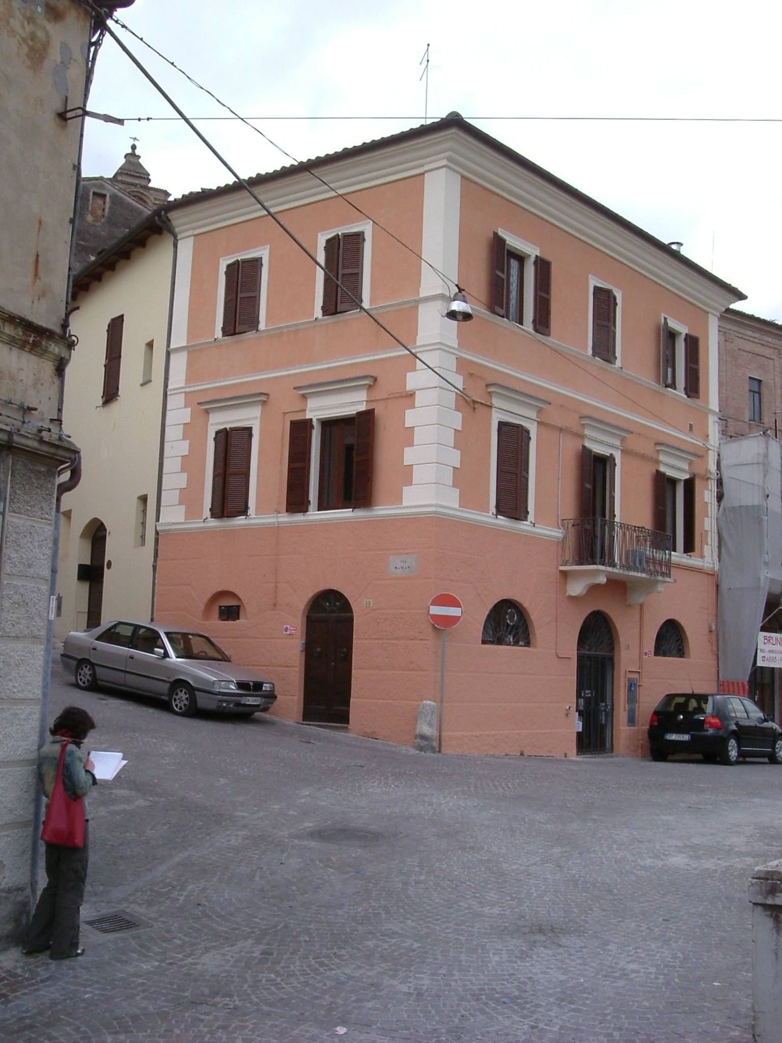Palazzo in P.zza Garibaldi, 28 (Palazzo, di appartamenti) - Fabriano (AN) 