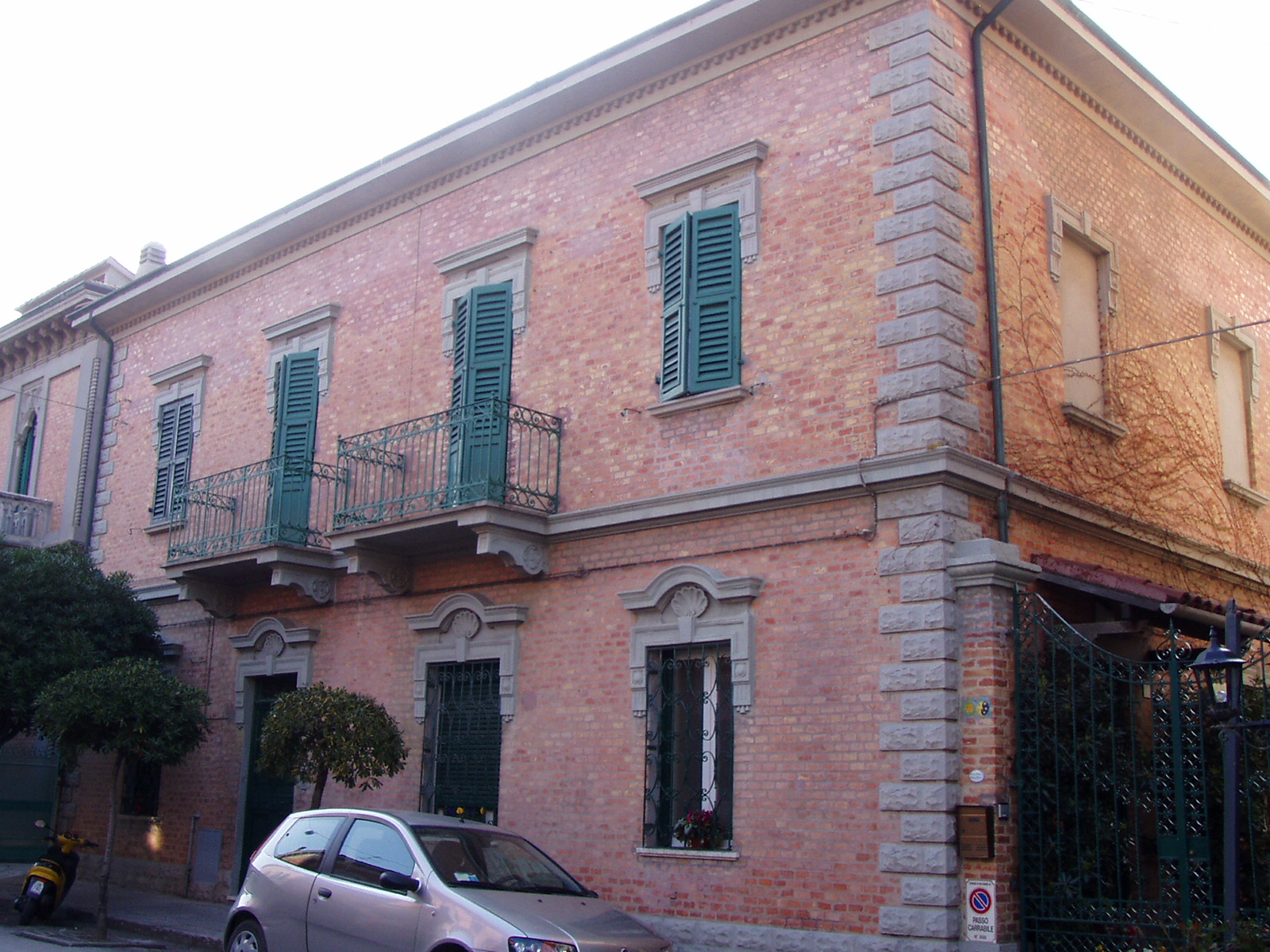 Palazzina di appartamenti (palazzina, di appartamenti) - Falconara Marittima (AN) 