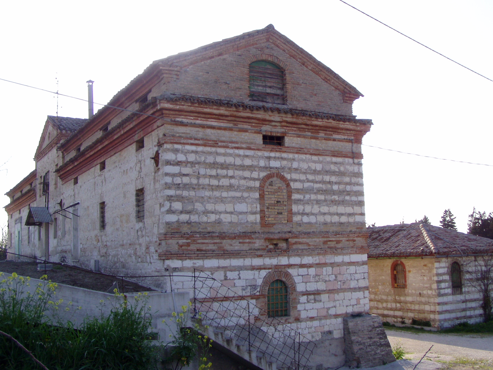 Casa Donninelli (cascina) - Falconara Marittima (AN) 