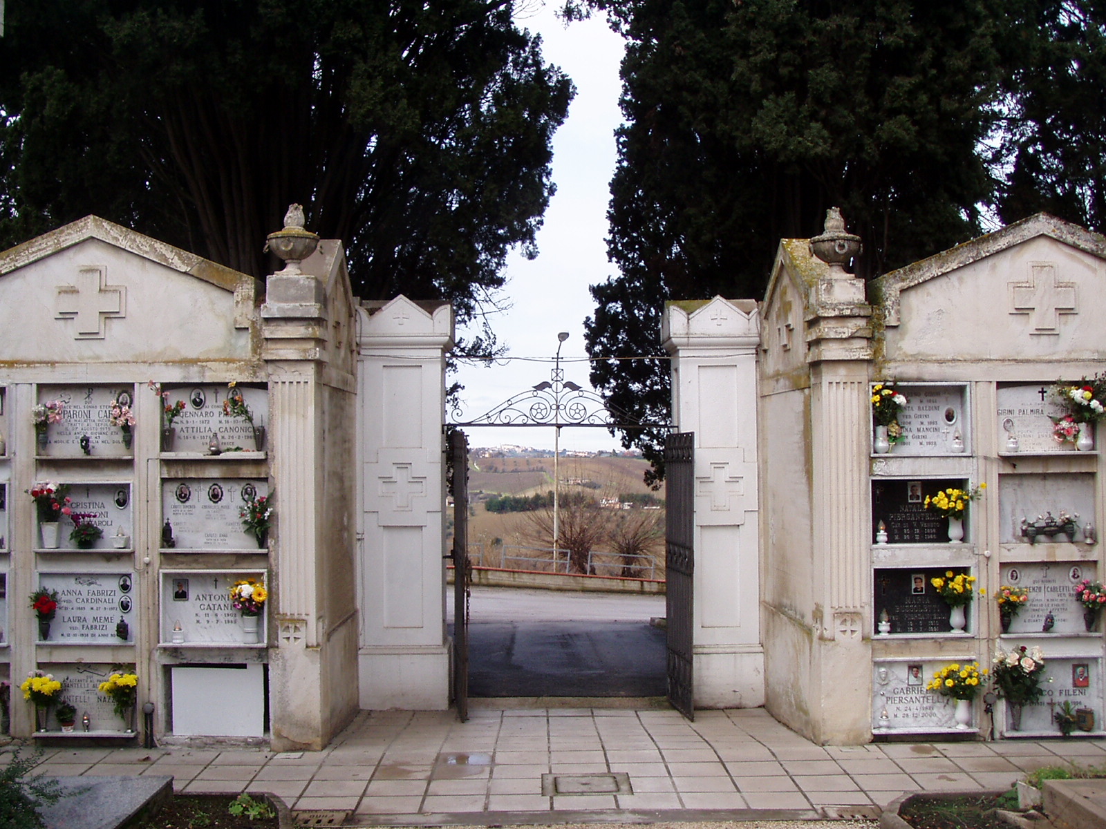 Cimitero comunale (cimitero, comunale) - Monsano (AN) 