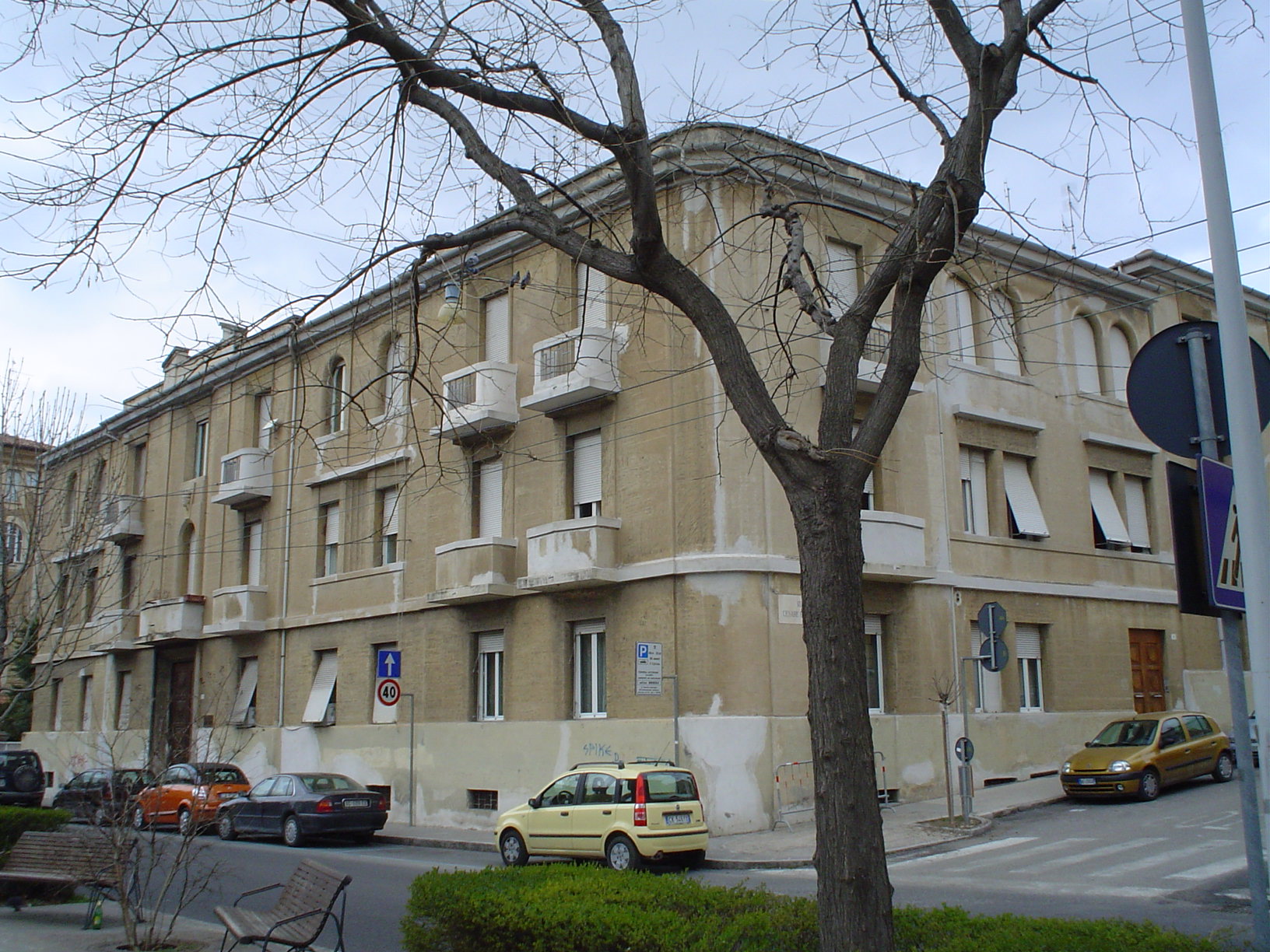 Palazzo in stile razionalista (palazzo) - Ancona (AN) 