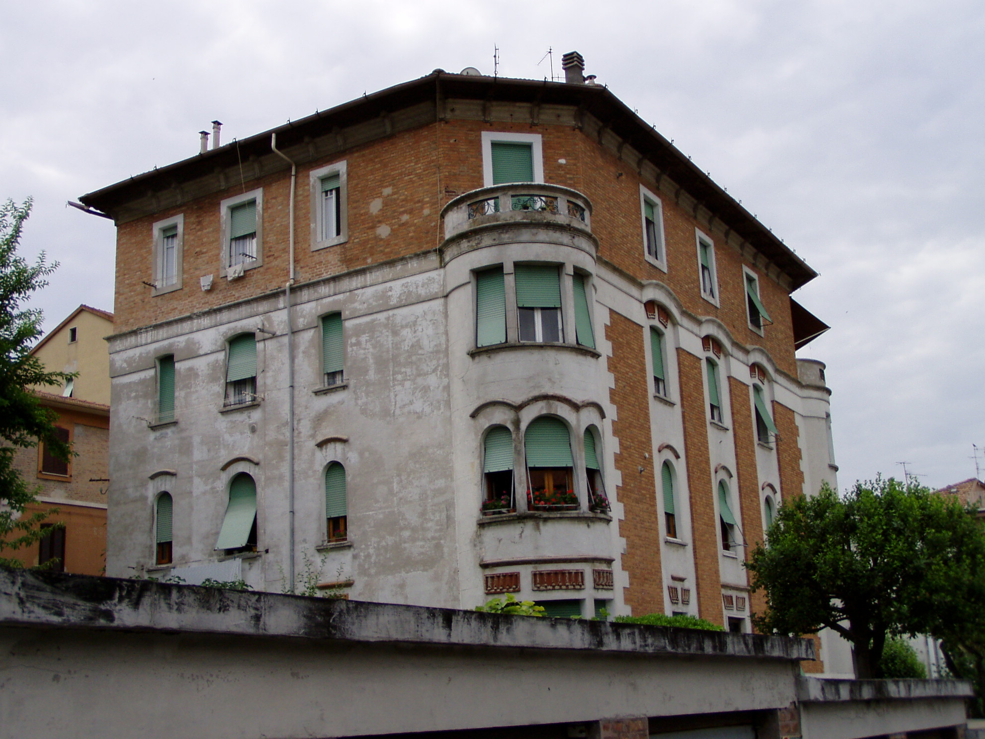 Palazzo in stile liberty (palazzo, di appartamenti) - Ancona (AN) 