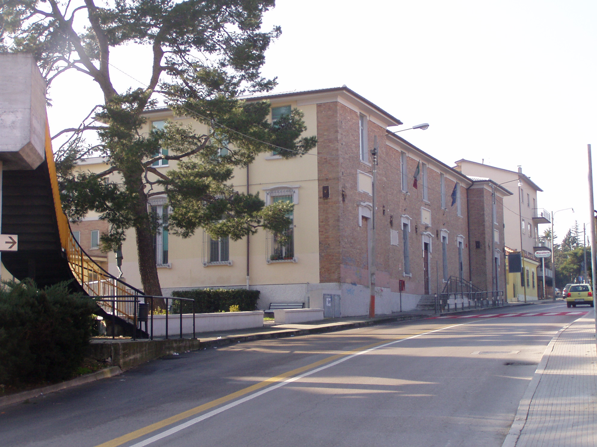 Scuola Media "Pinocchio" (scuola) - Ancona (AN) 