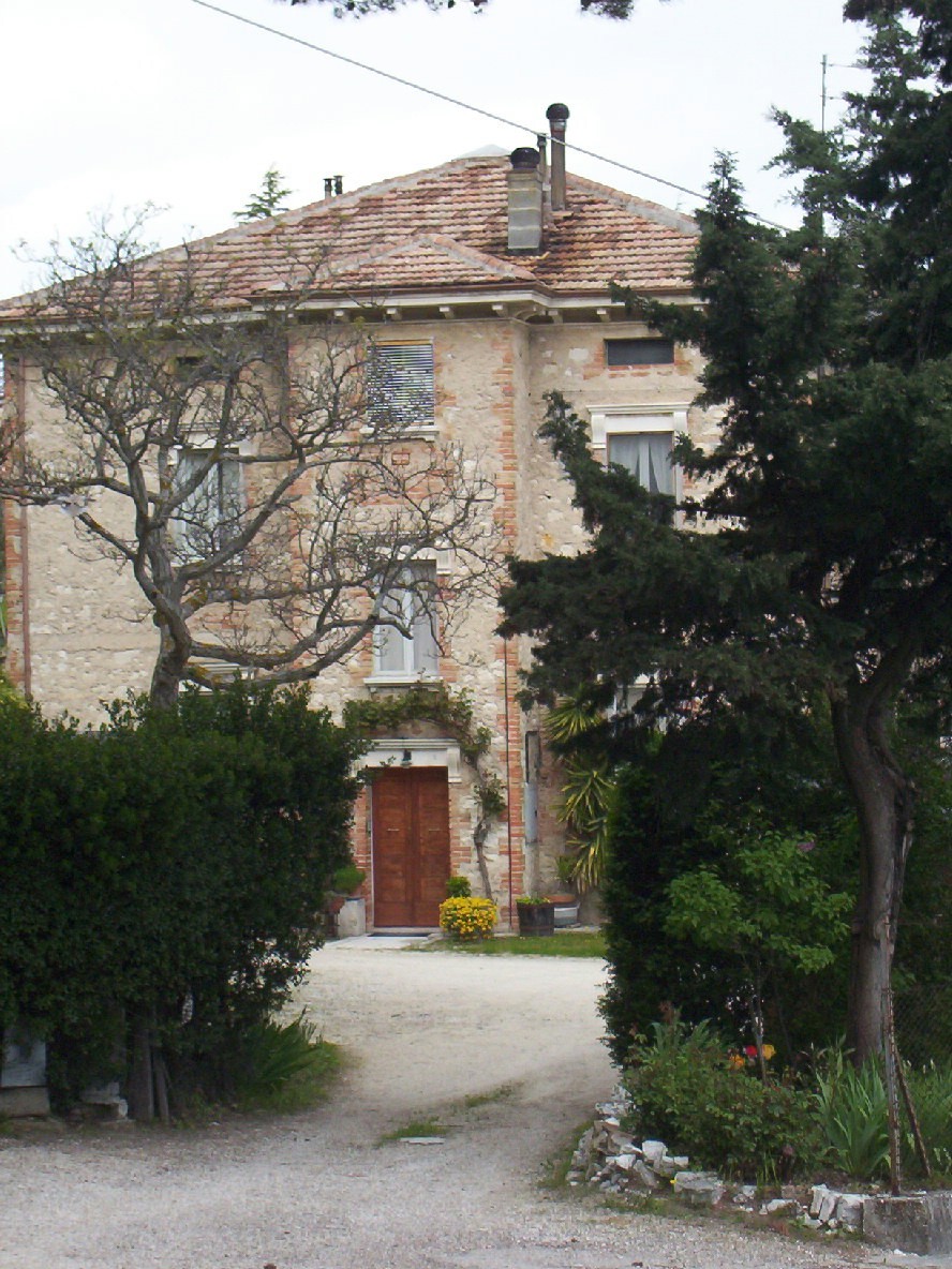 Villino (villino) - Arcevia (AN) 